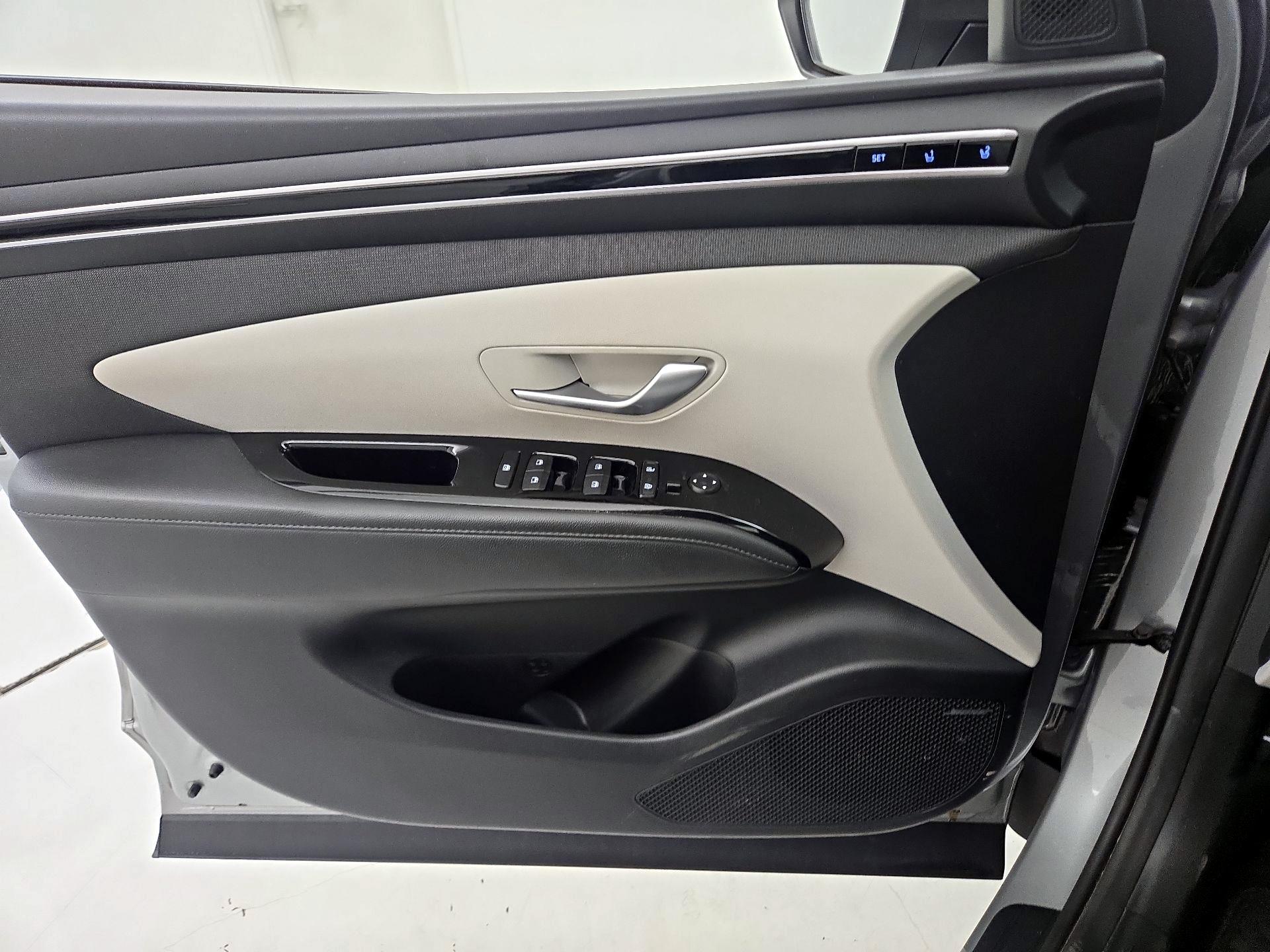 Thumbnail: 2023 Hyundai Tucson - 12