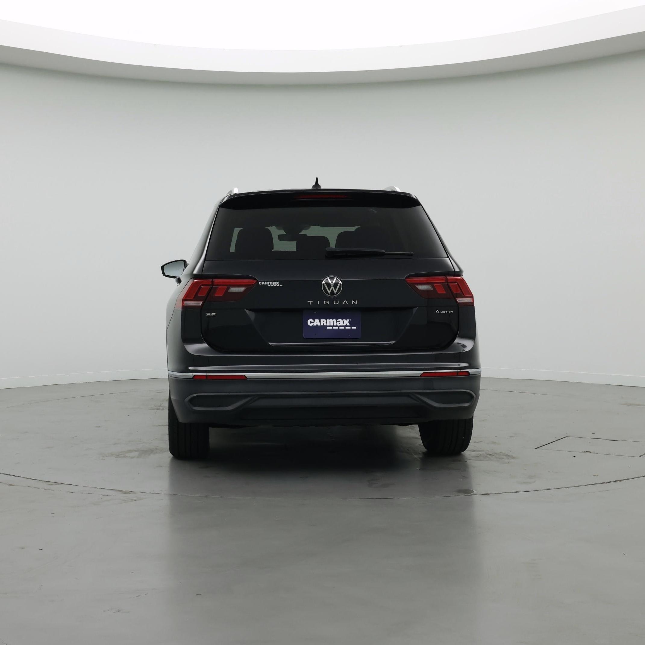 Thumbnail: 2023 Volkswagen Tiguan - 6