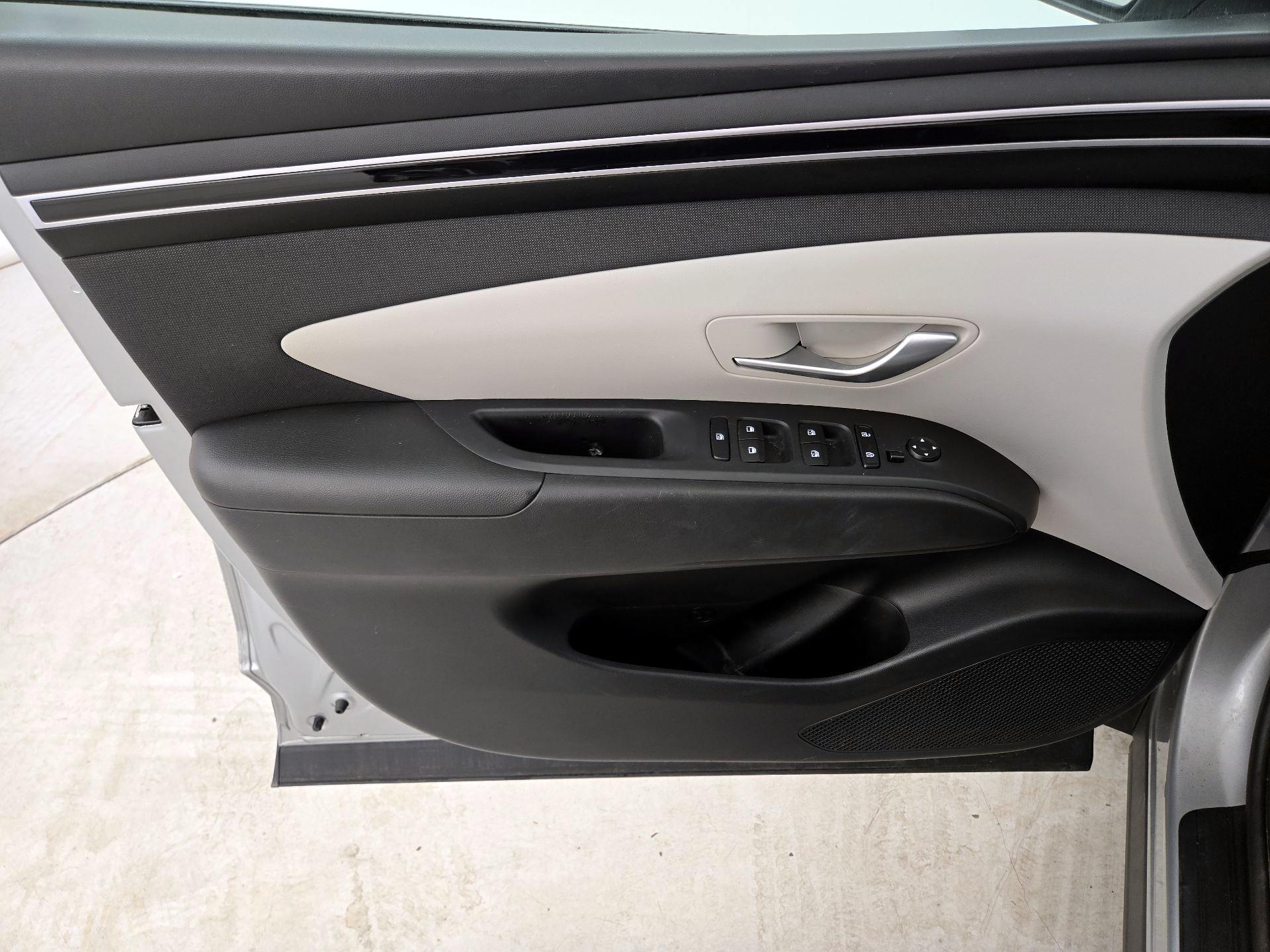 Thumbnail: 2023 Hyundai Tucson - 12