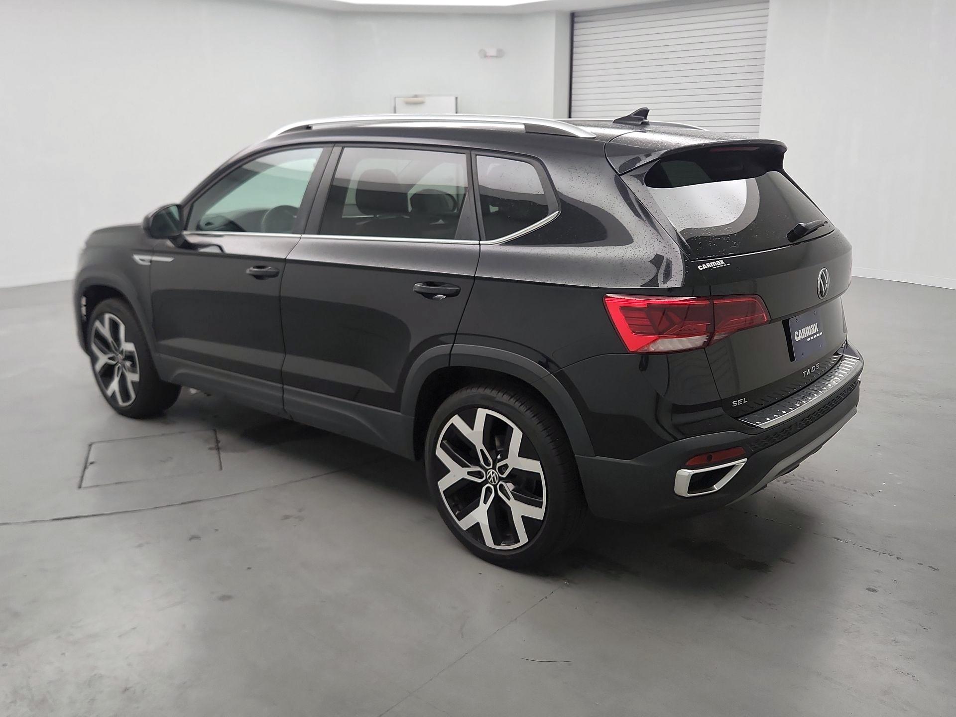 Thumbnail: 2023 Volkswagen Taos - 7