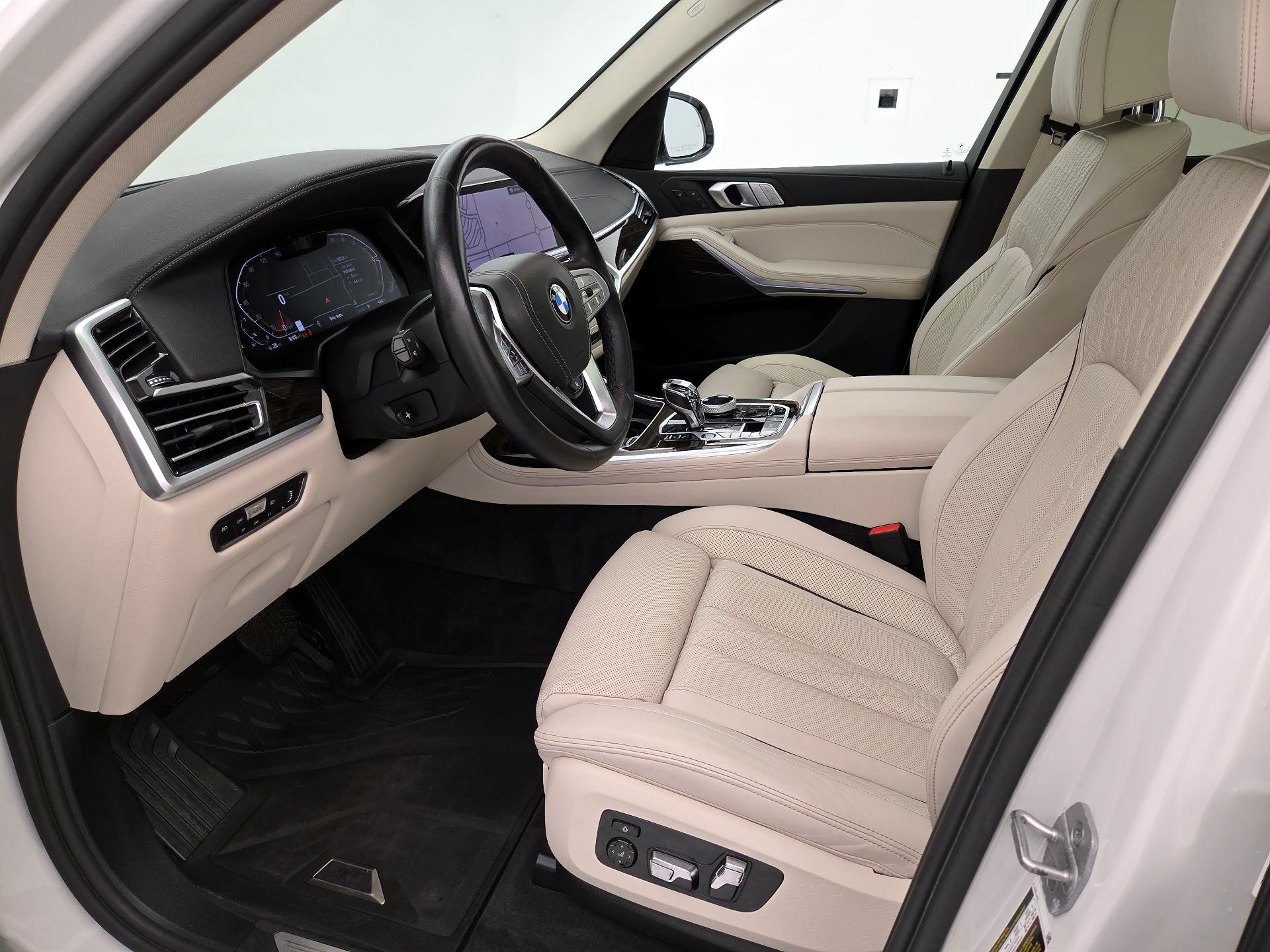 Thumbnail: 2021 BMW X7 - 11