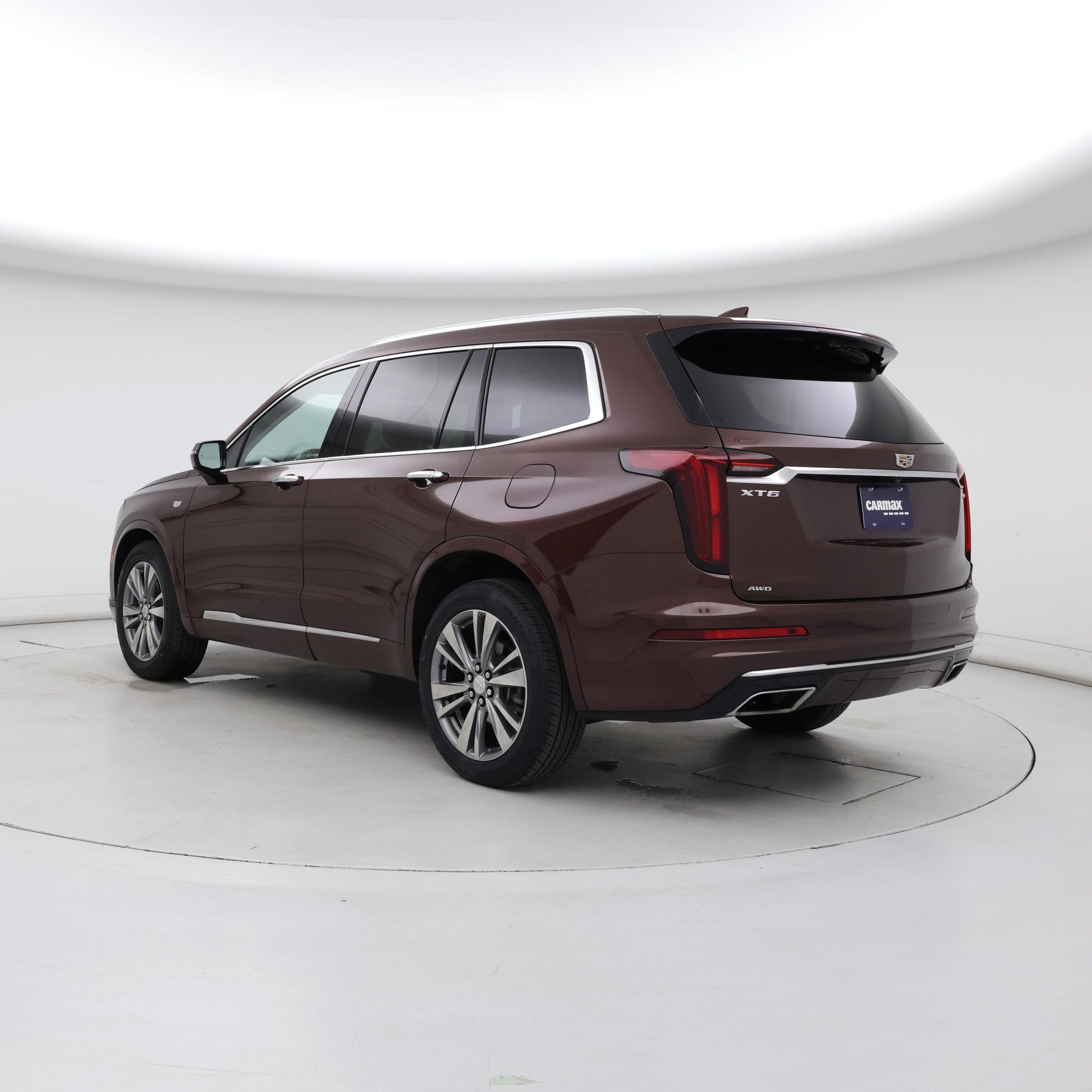 Thumbnail: 2022 Cadillac XT6 - 2