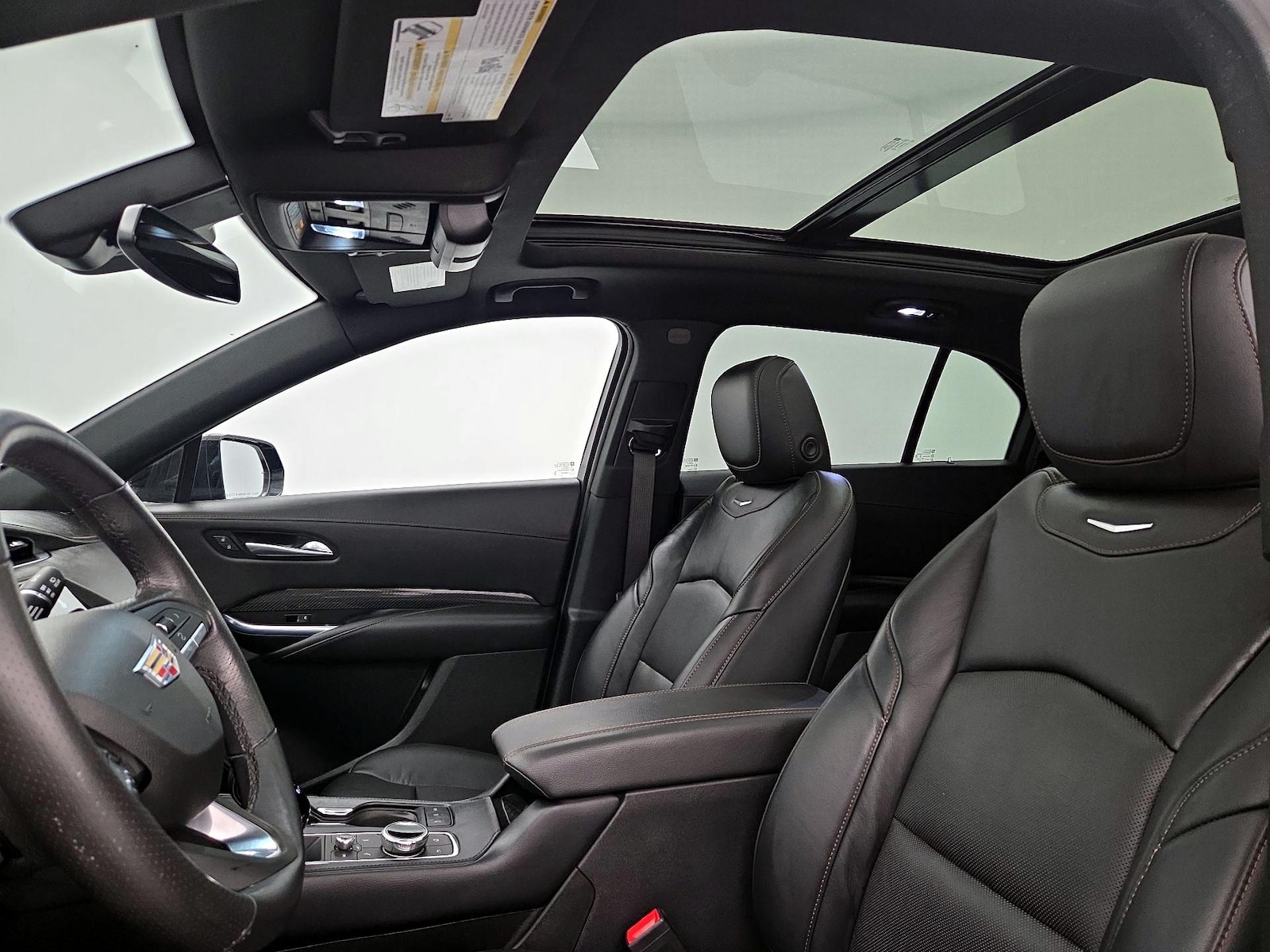 2023 Cadillac XT4 Sport - Photo 21