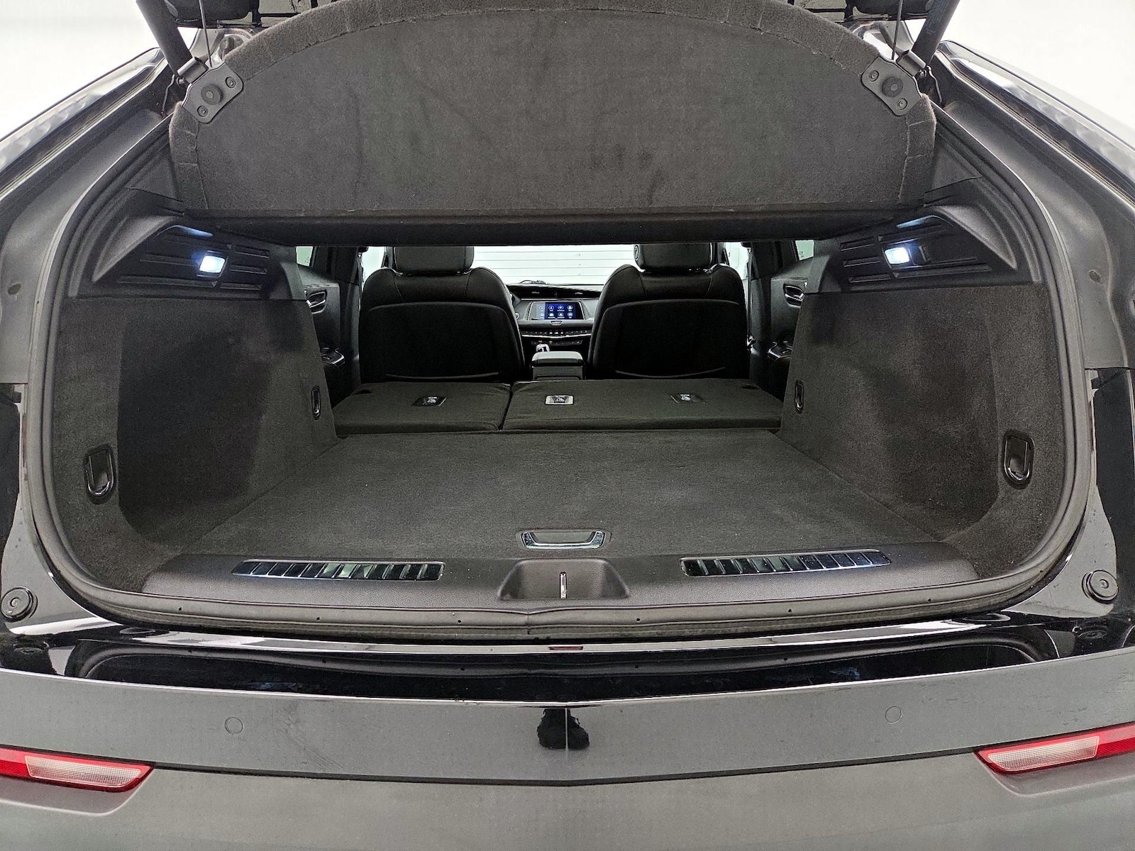 2023 Cadillac XT4 Sport - Photo 24