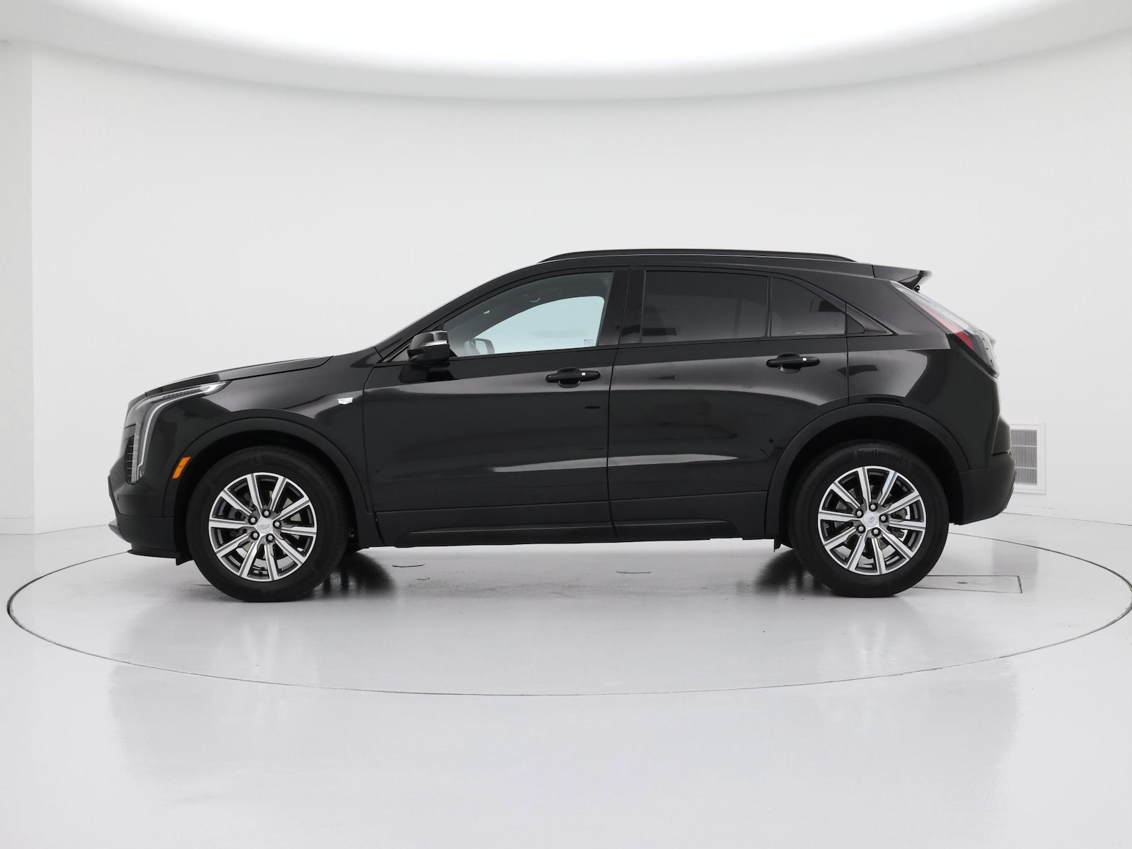 2023 Cadillac XT4 Sport - Photo 4