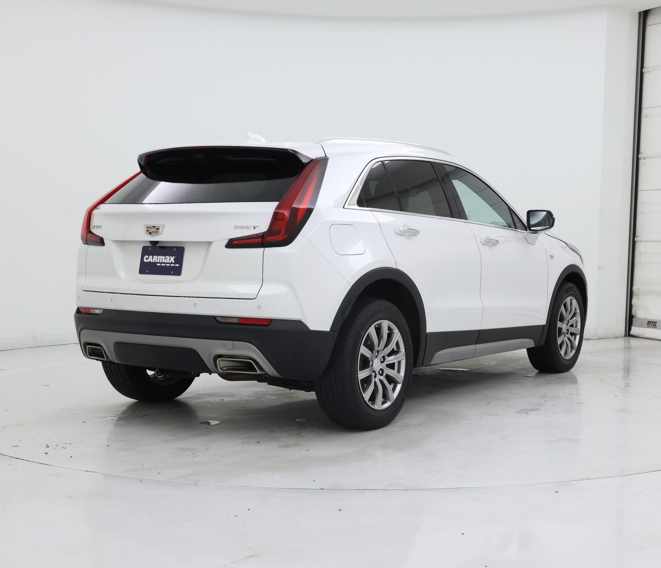Thumbnail: 2022 Cadillac XT4 - 8