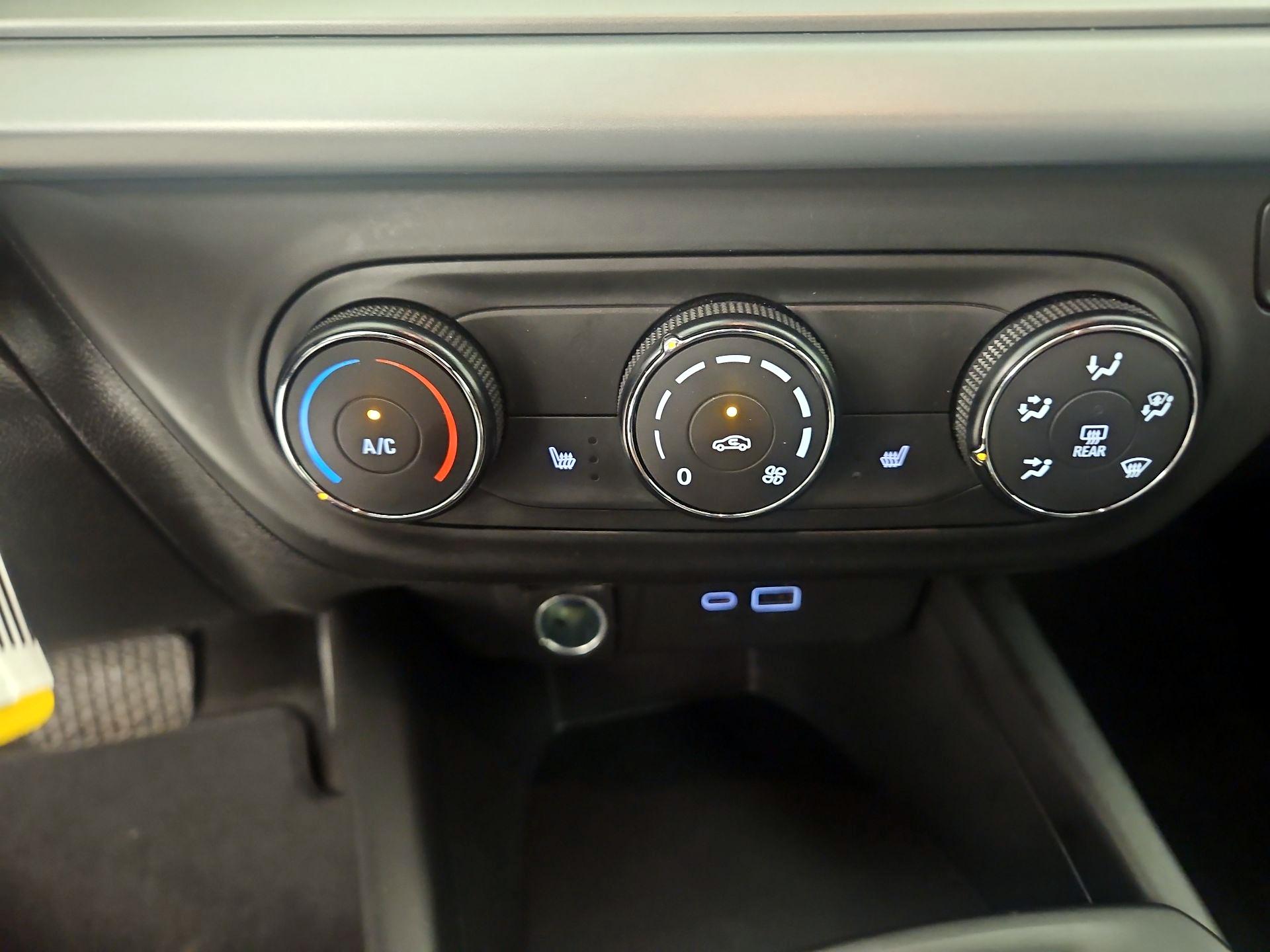 Thumbnail: 2025 Chevrolet Trax - 16
