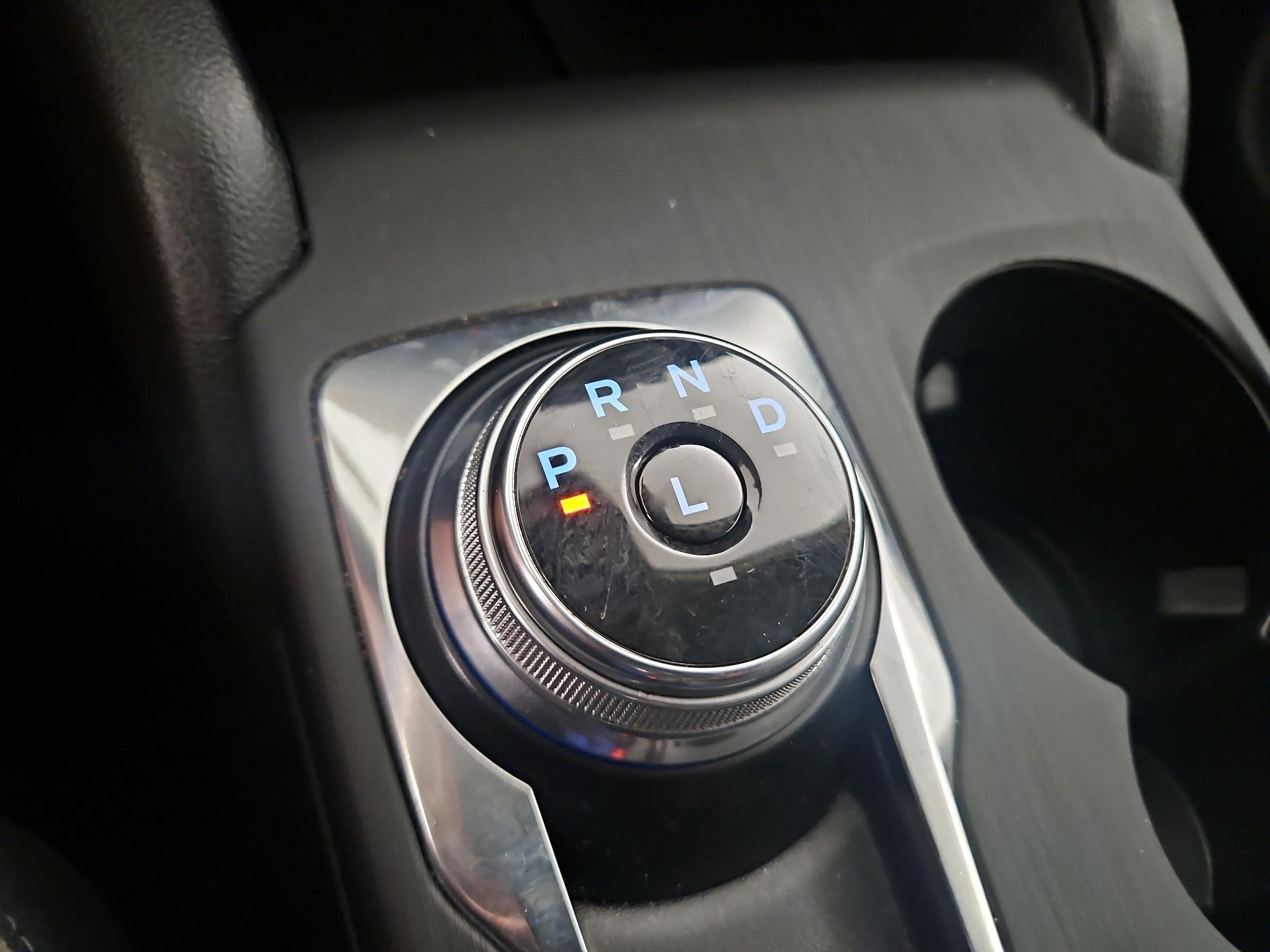 Thumbnail: 2020 Ford Escape - 18