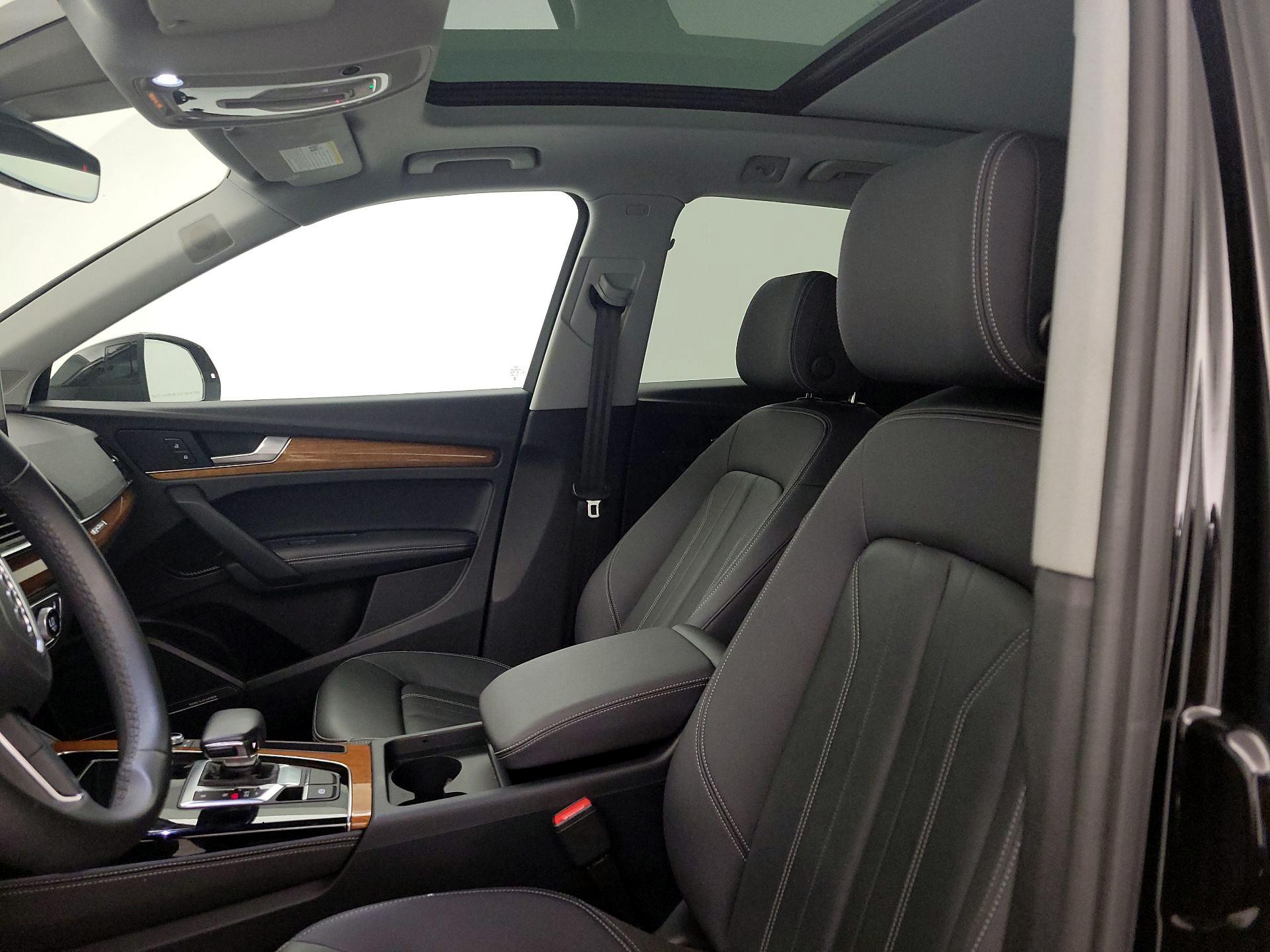Thumbnail: 2023 Audi Q5 - 19