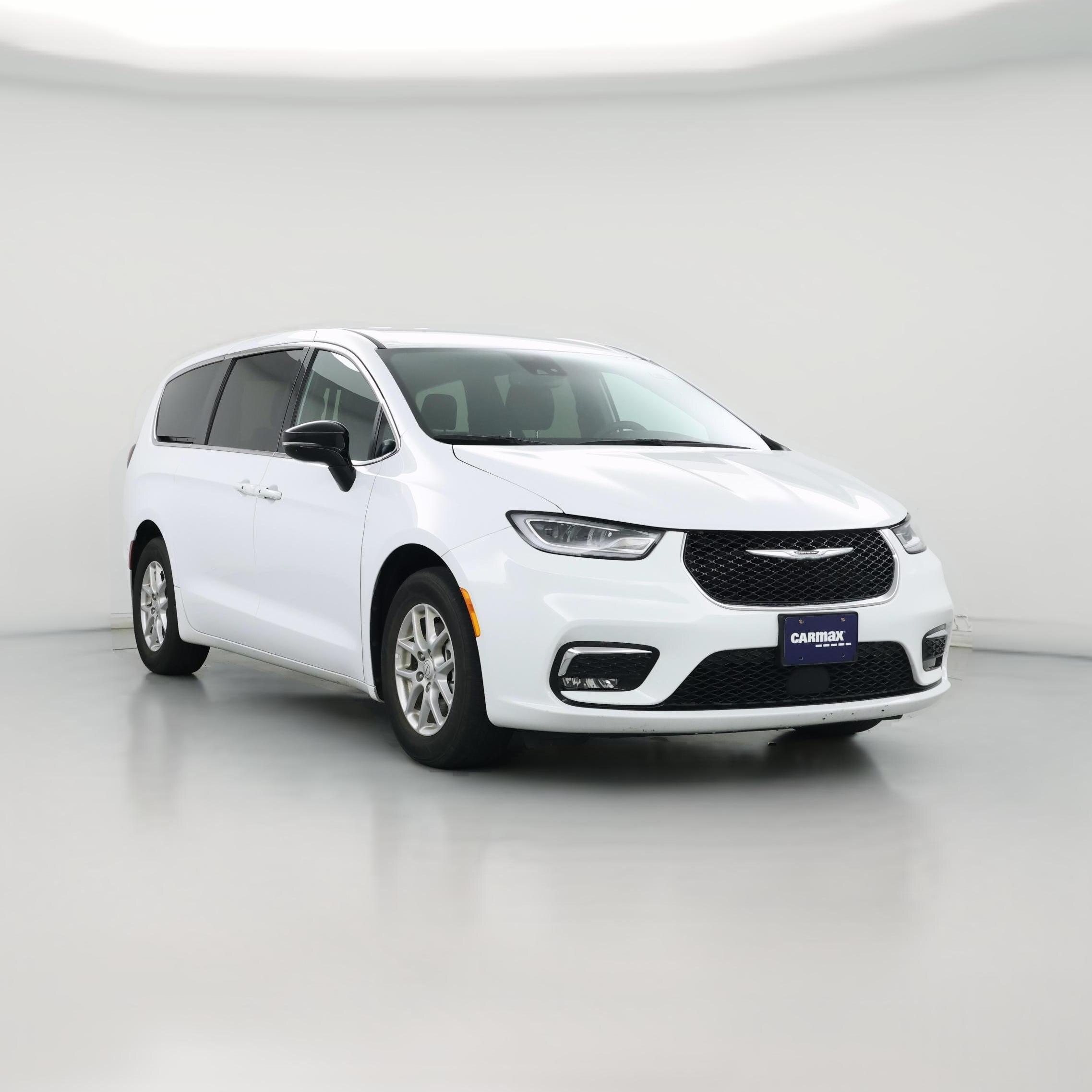Thumbnail: 2025 Chrysler Pacifica - 1
