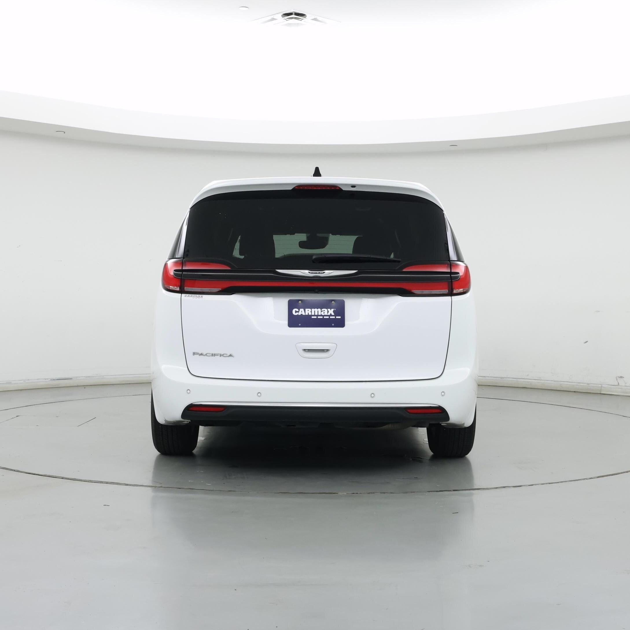 Thumbnail: 2025 Chrysler Pacifica - 6