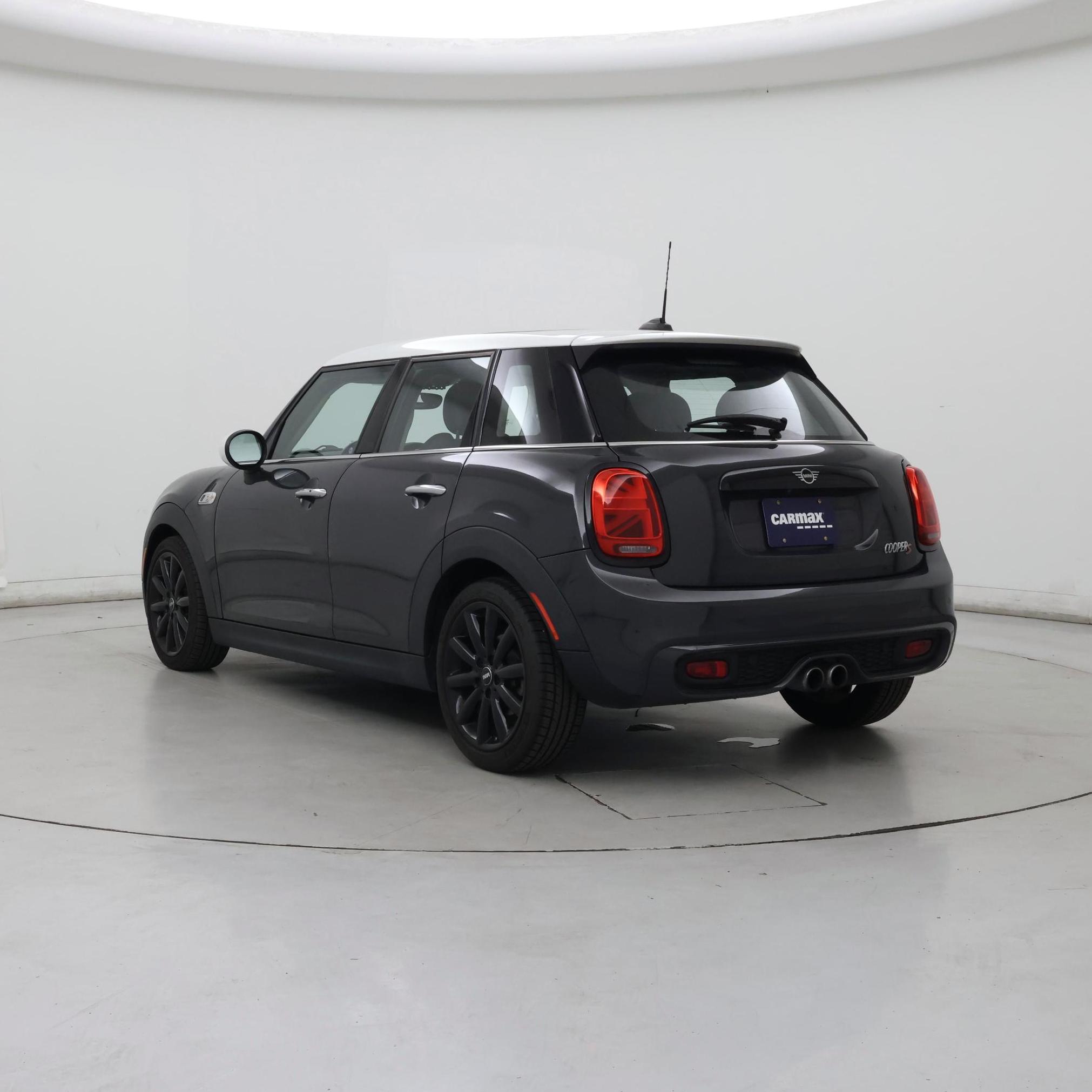 Thumbnail: 2019 MINI Cooper Hardtop - 2