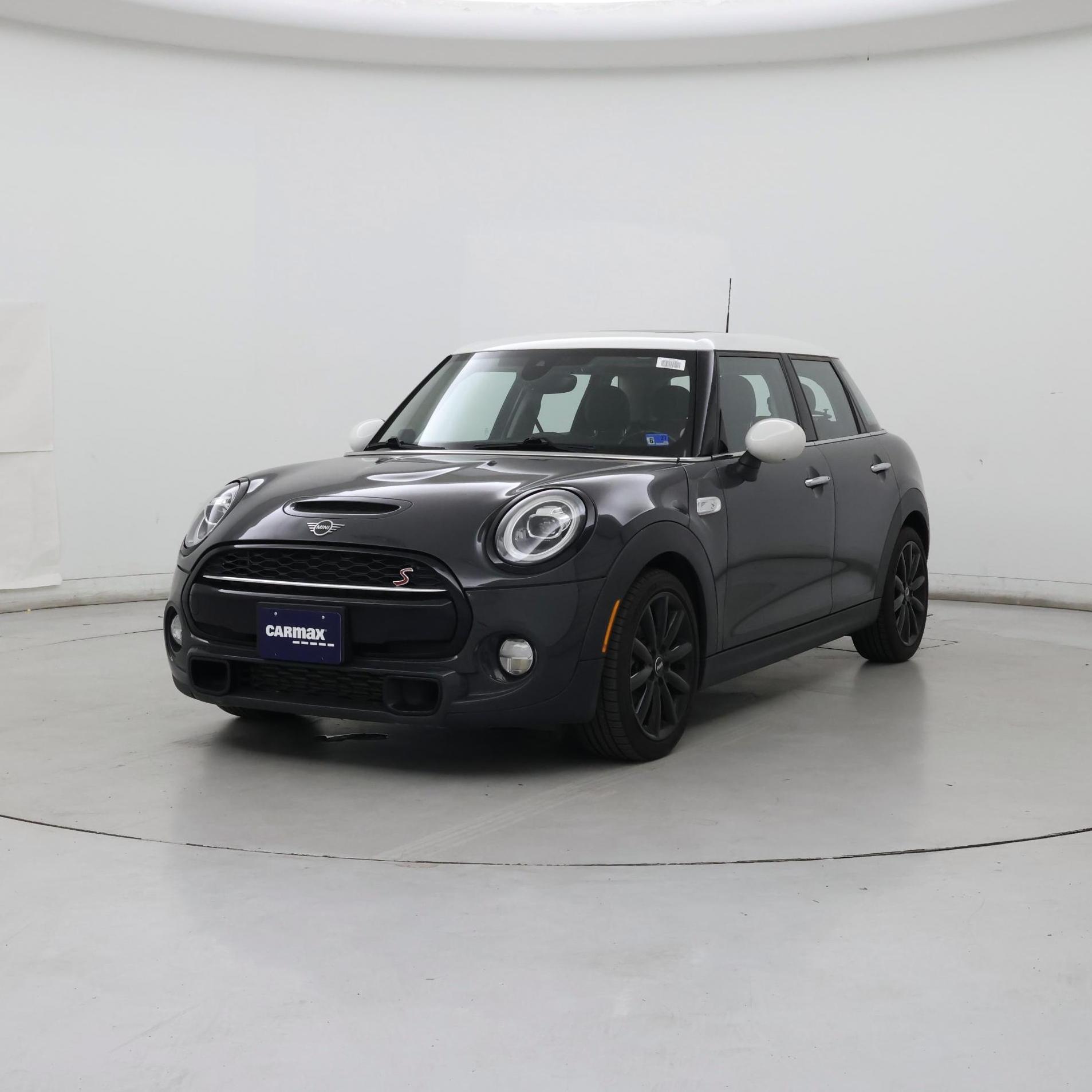 Thumbnail: 2019 MINI Cooper Hardtop - 4