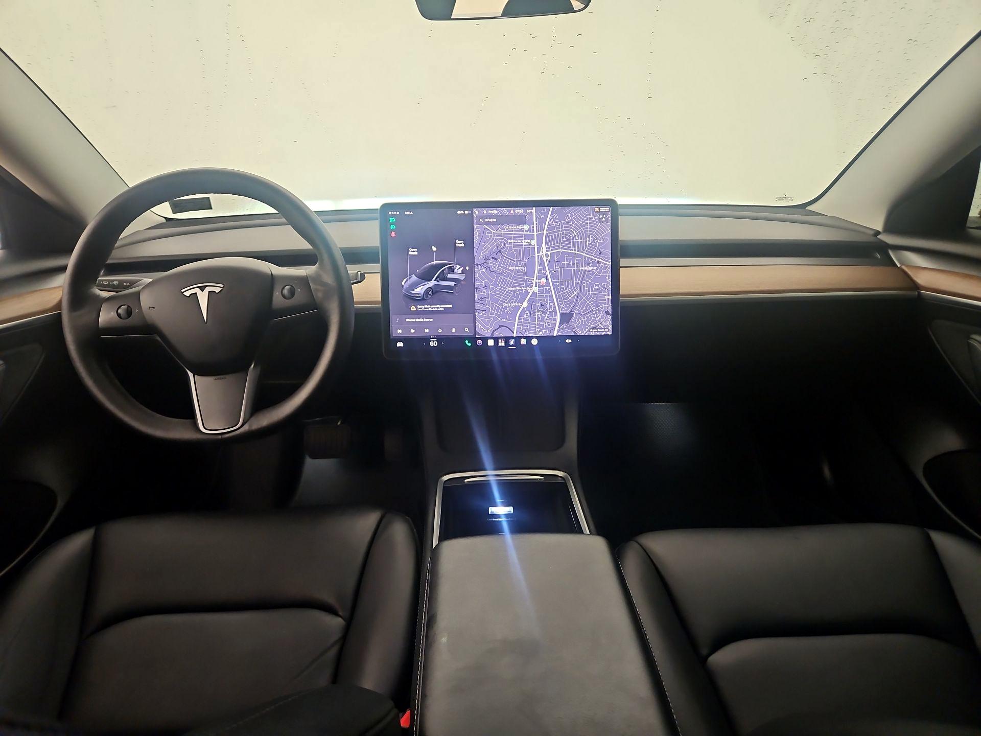 Thumbnail: 2022 Tesla Model 3 - 9