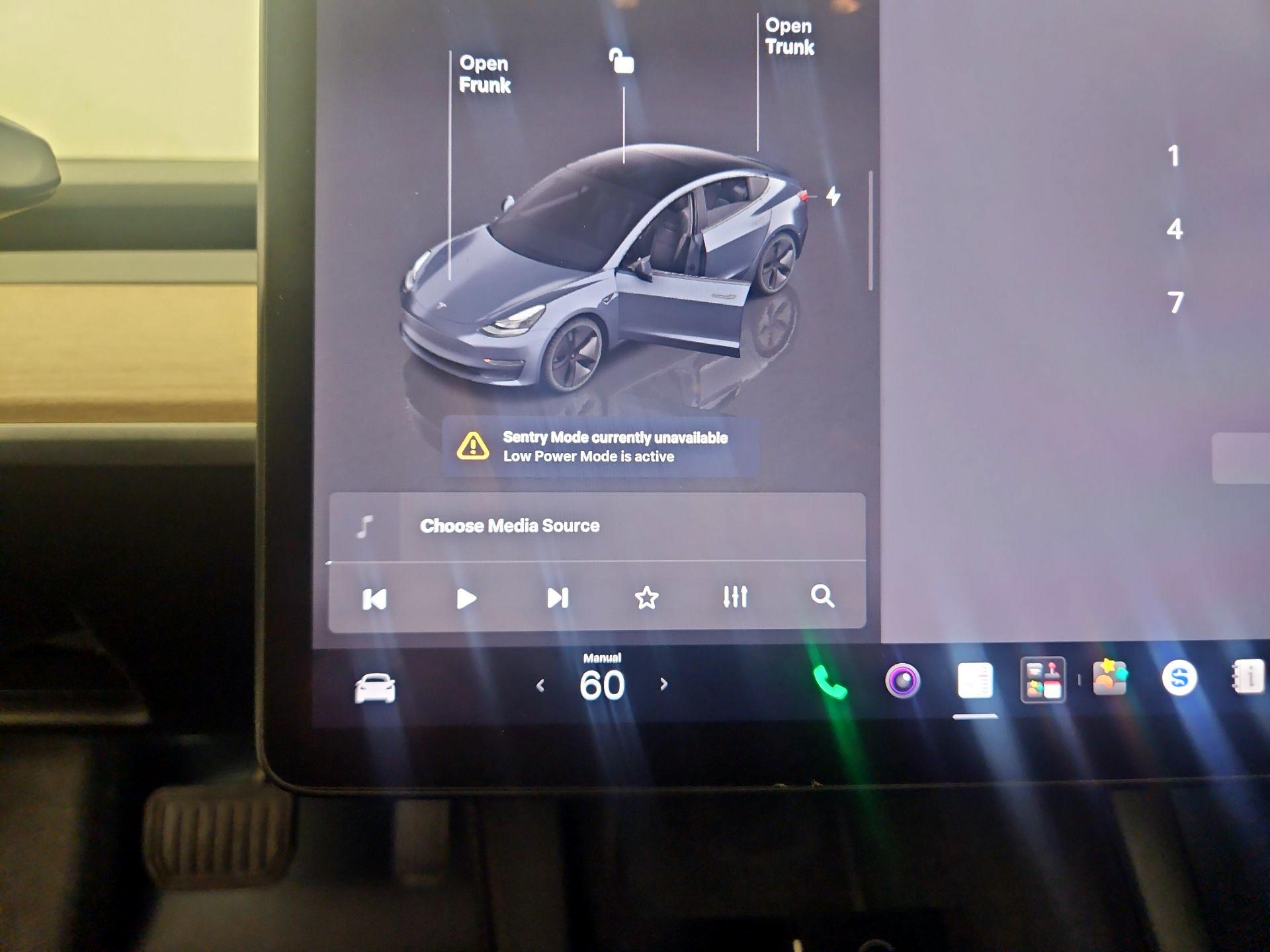 Thumbnail: 2022 Tesla Model 3 - 15