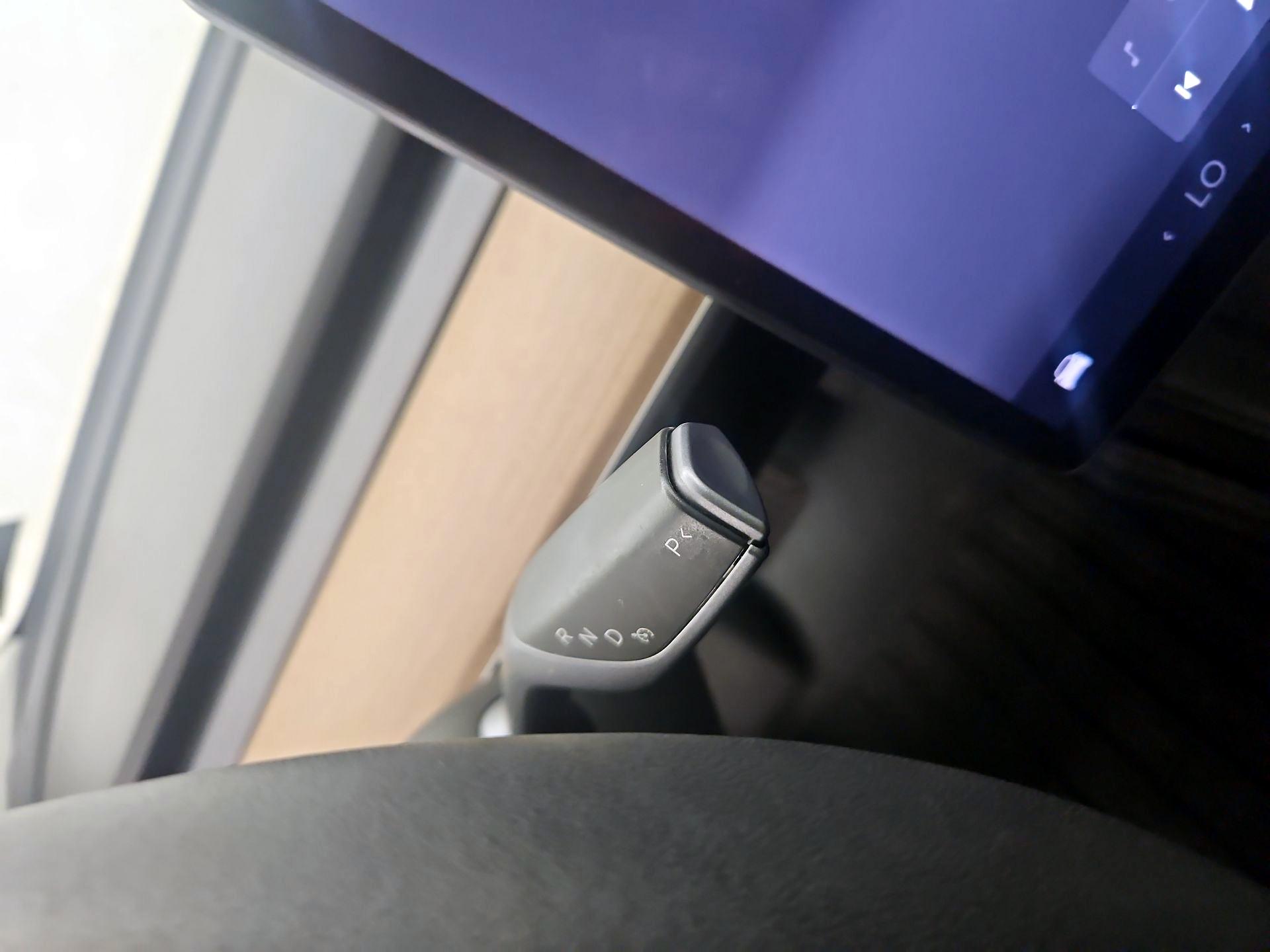 Thumbnail: 2022 Tesla Model 3 - 17