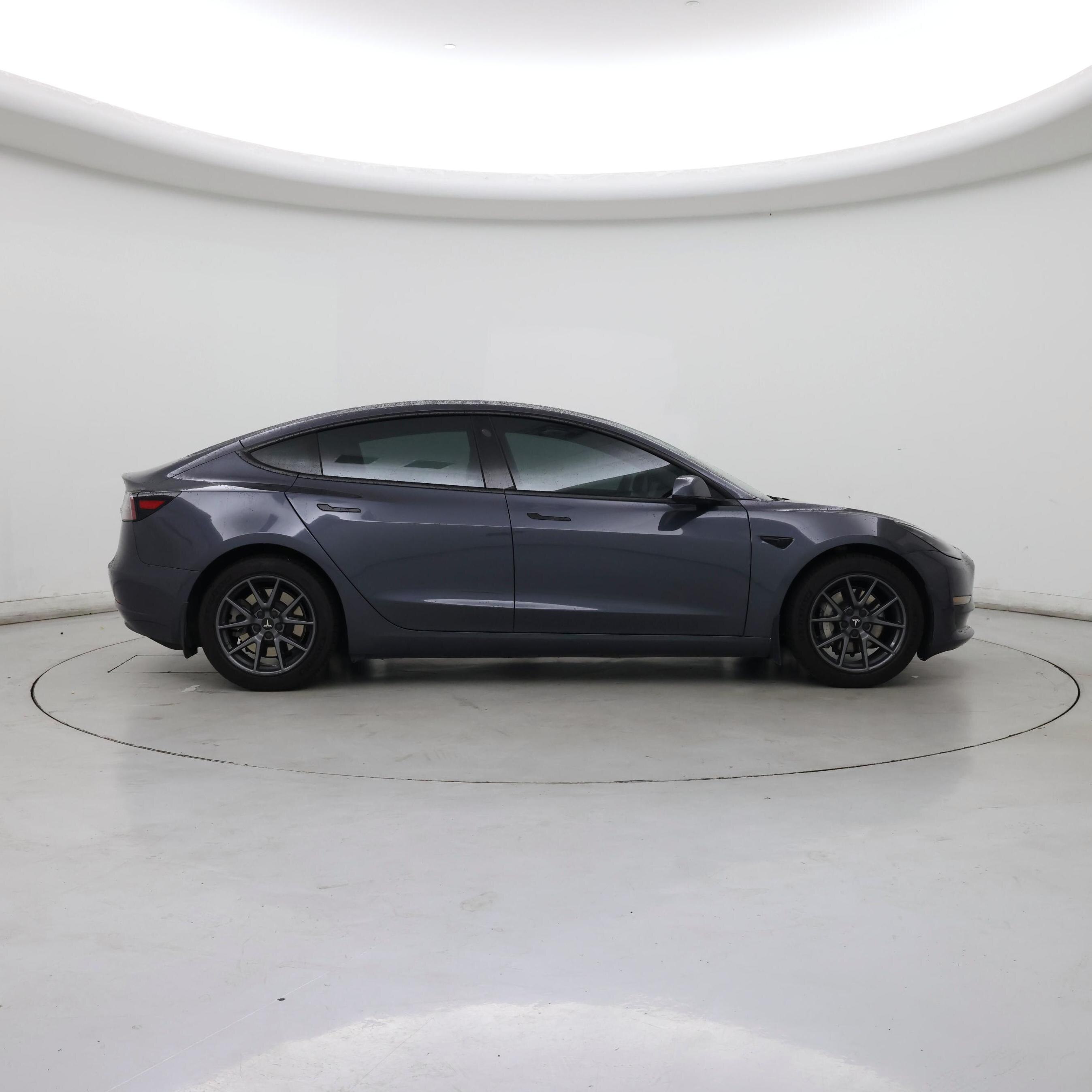 Thumbnail: 2022 Tesla Model 3 - 7