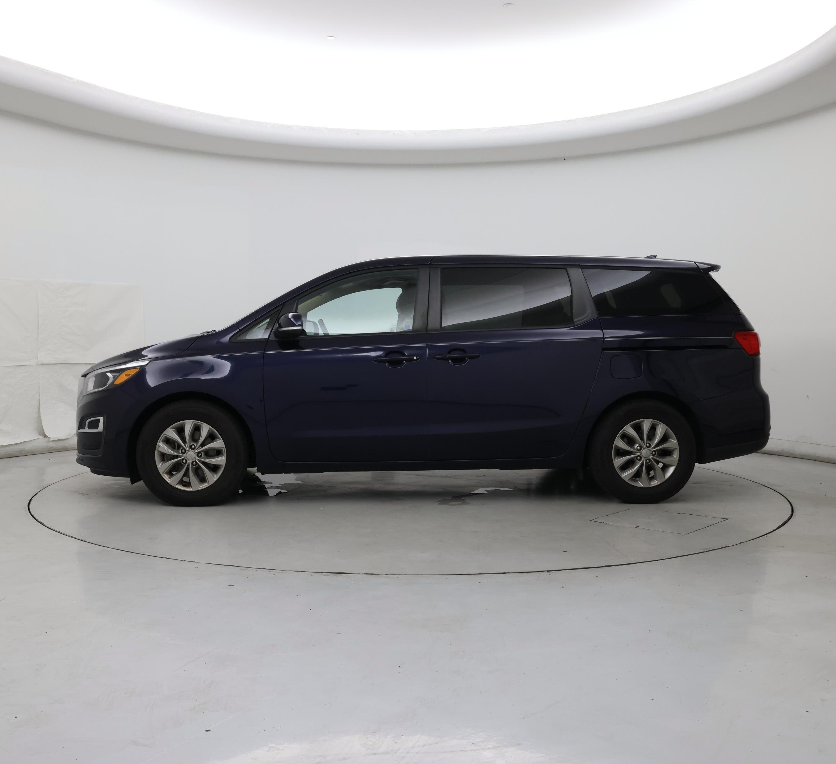 Thumbnail: 2020 Kia Sedona - 3
