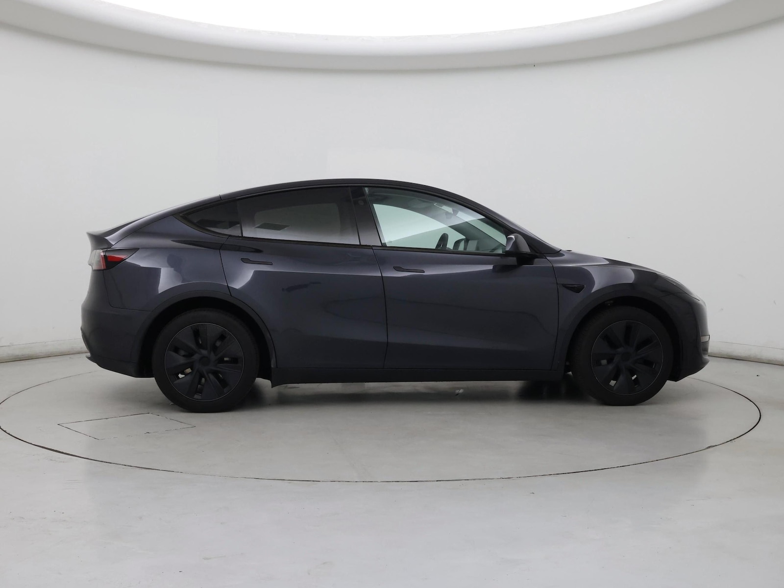 2024 Tesla Model Y Long Range - Photo 8