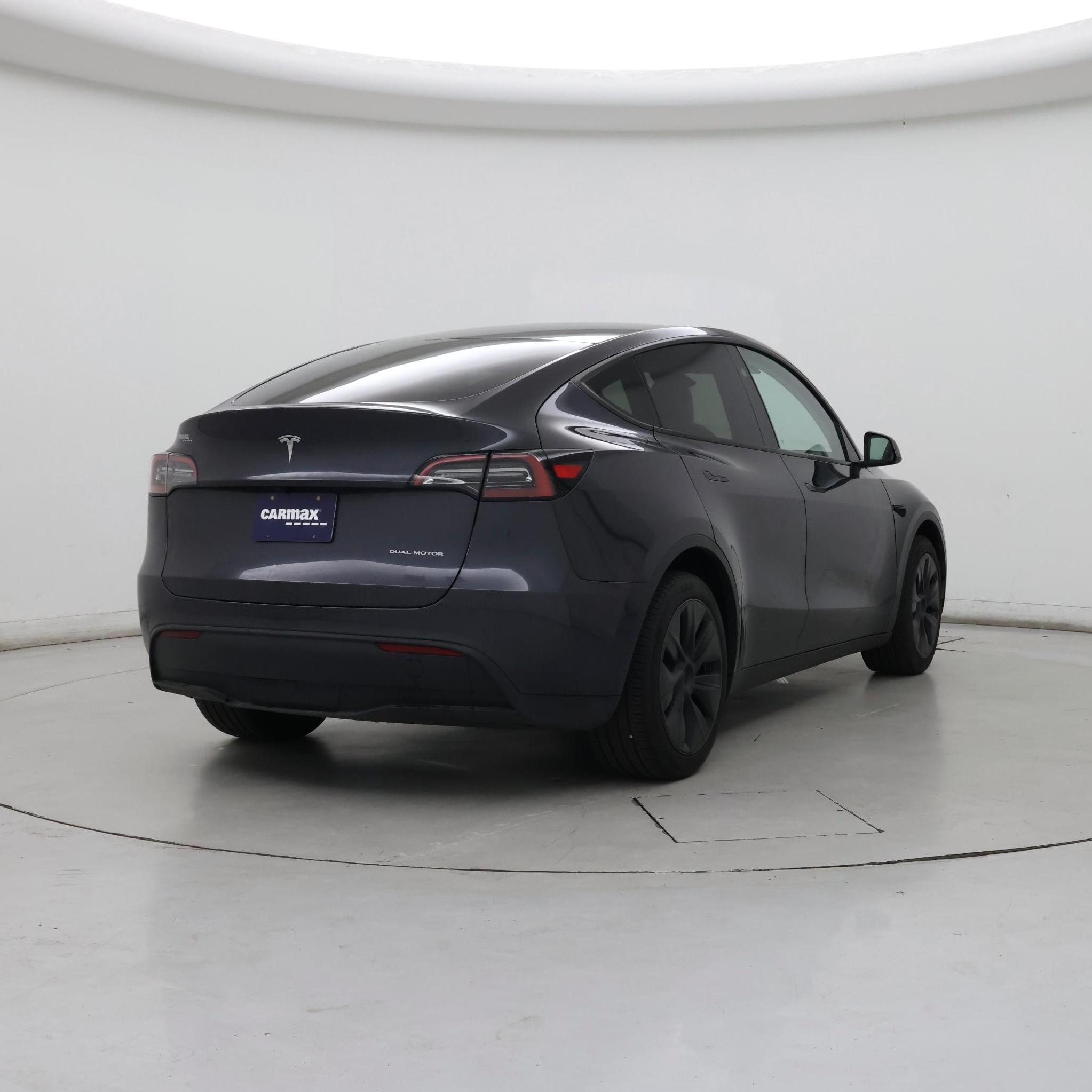 Thumbnail: 2024 Tesla Model Y - 8
