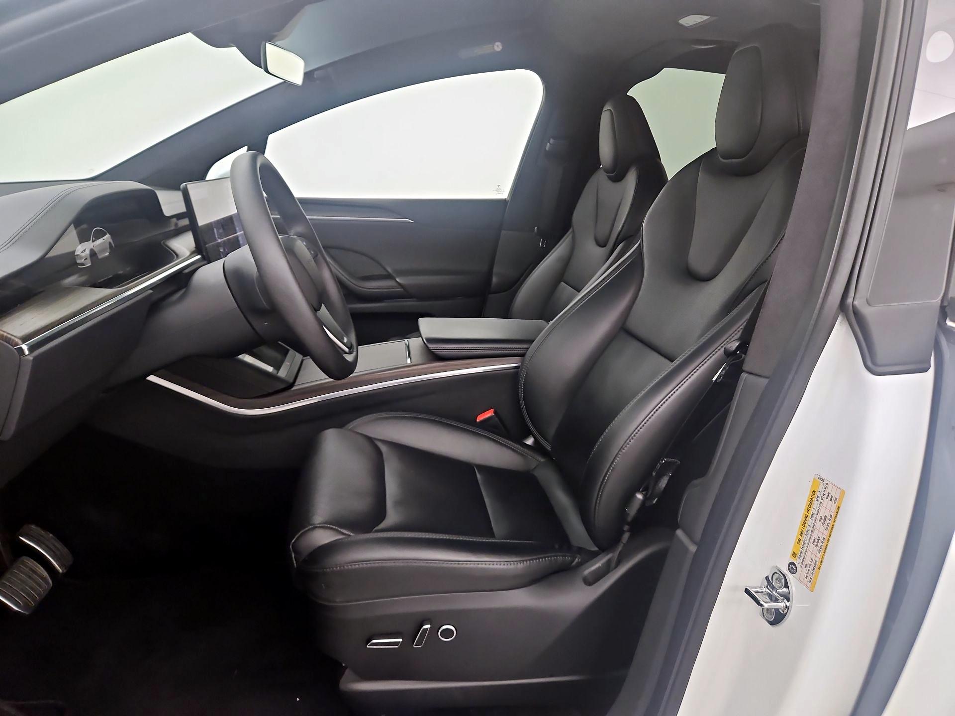 Thumbnail: 2023 Tesla Model X - 11