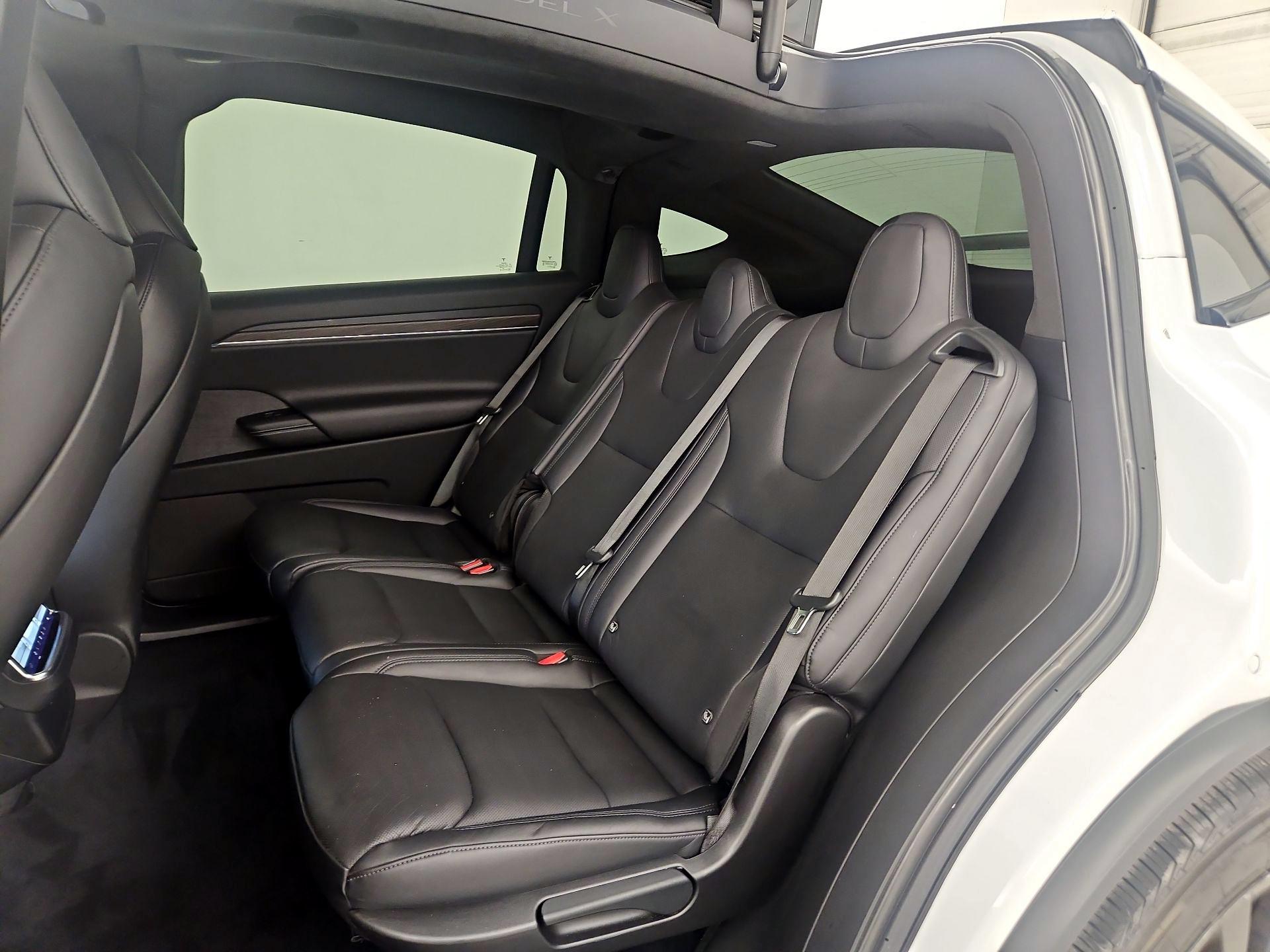 Thumbnail: 2023 Tesla Model X - 19