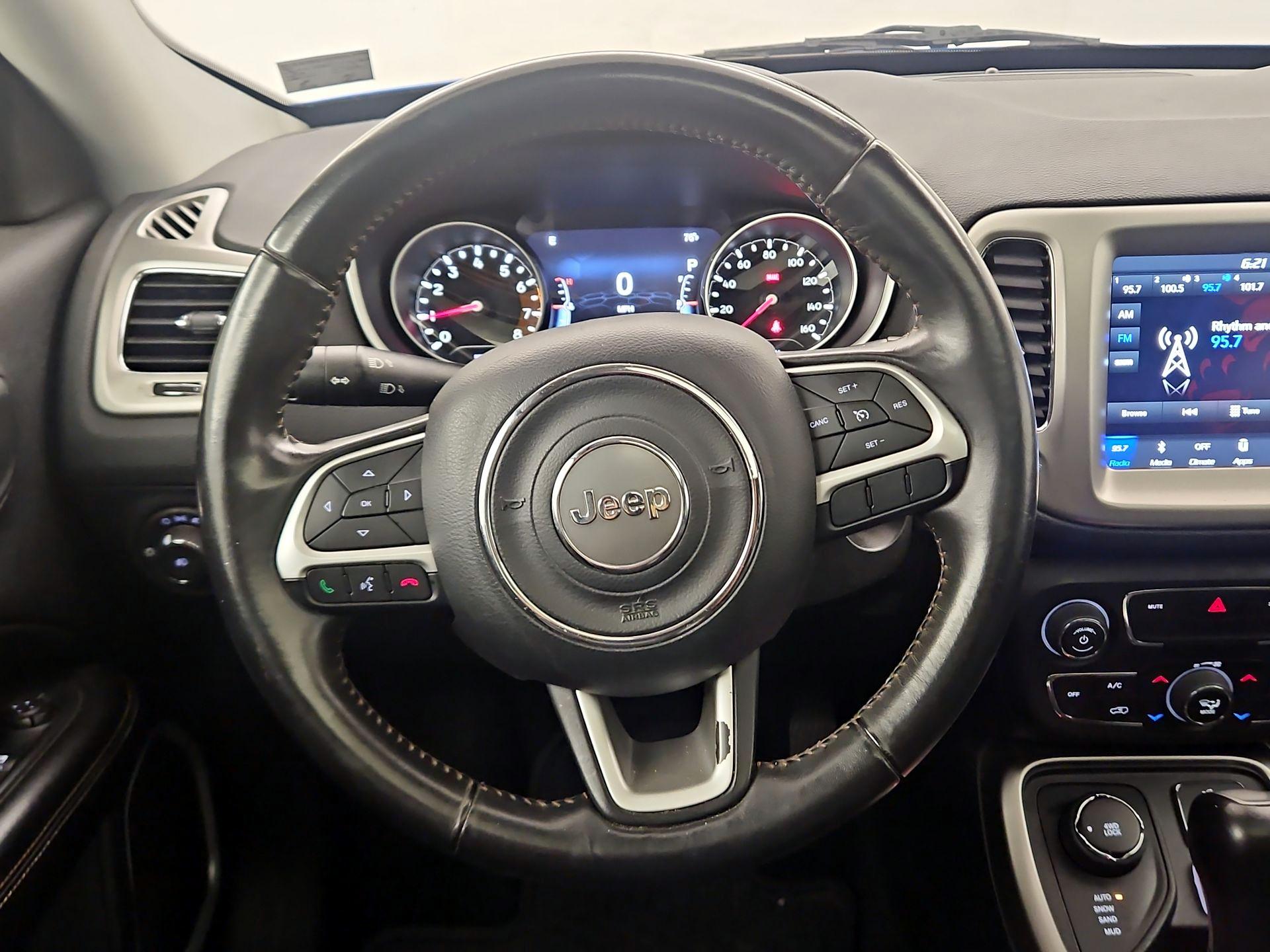 Thumbnail: 2019 Jeep Compass - 10