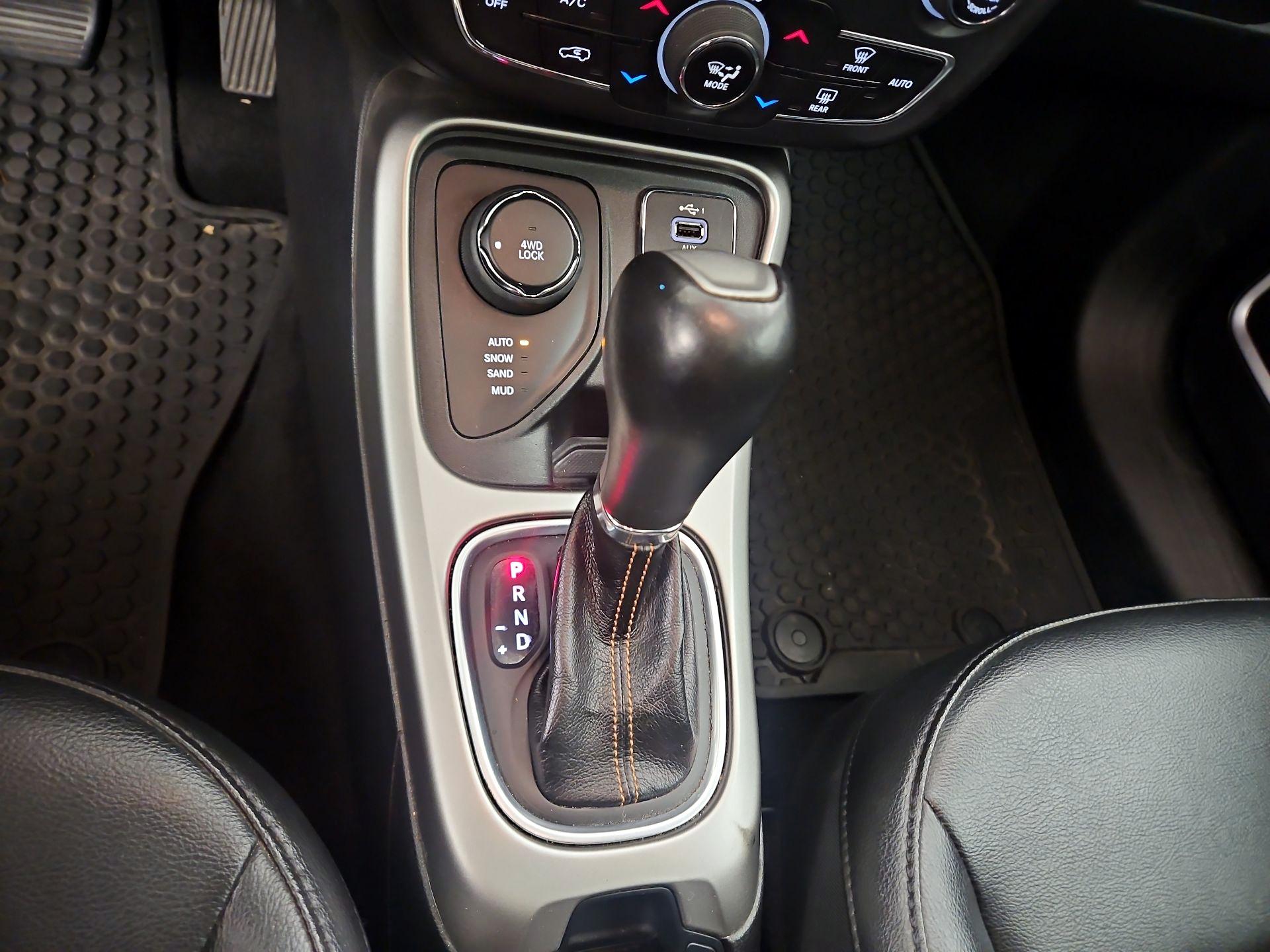 Thumbnail: 2019 Jeep Compass - 17