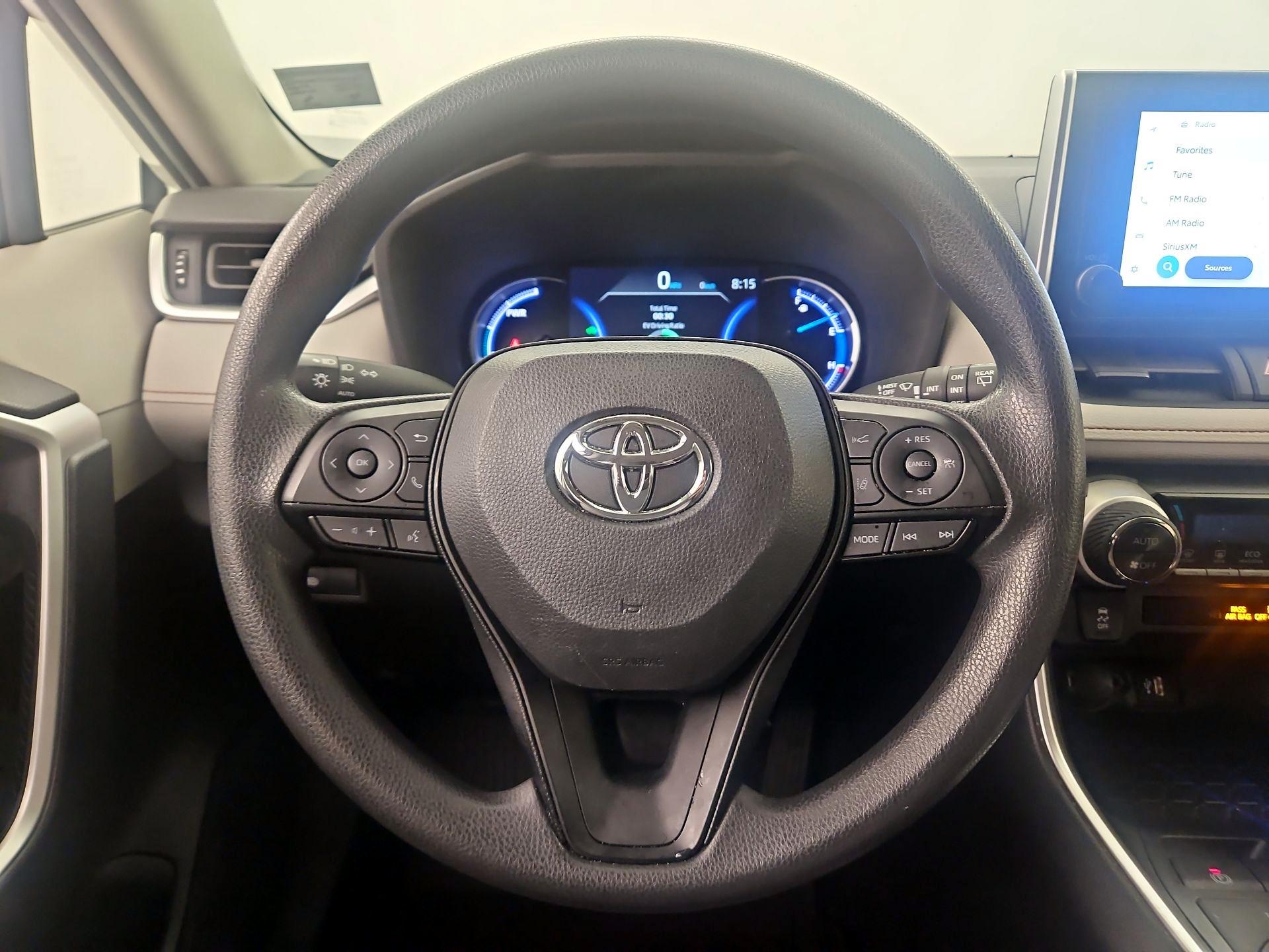 Thumbnail: 2024 Toyota RAV4 - 10