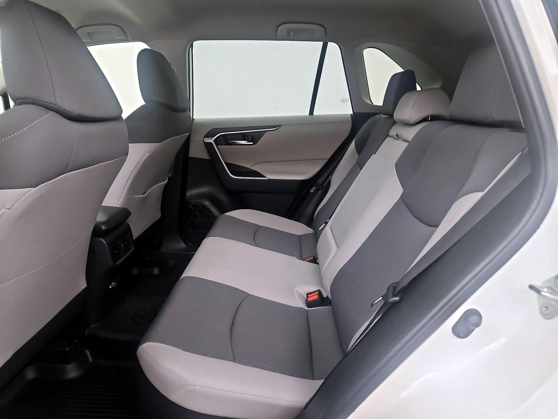 Thumbnail: 2024 Toyota RAV4 - 19