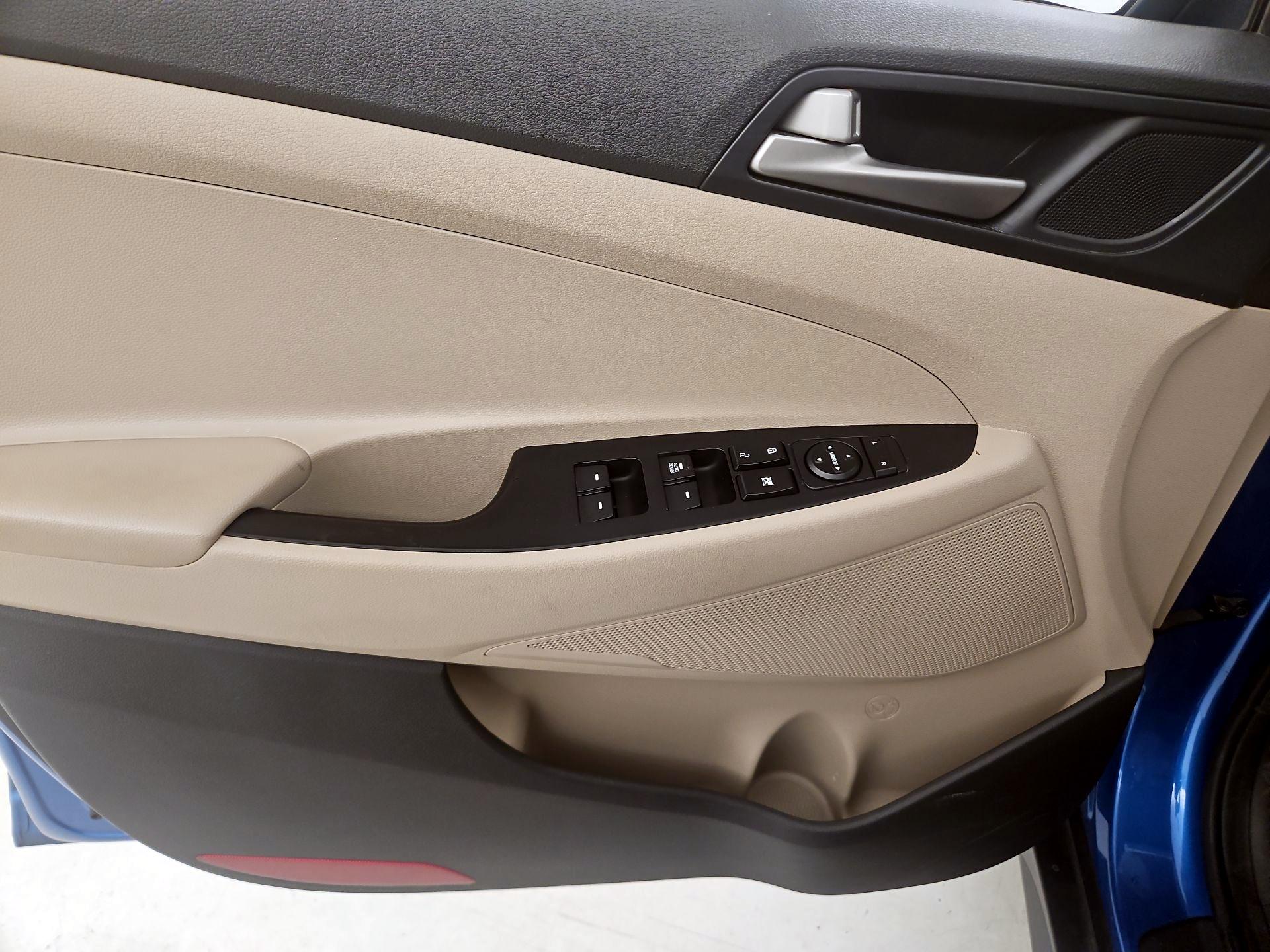 Thumbnail: 2018 Hyundai Tucson - 12