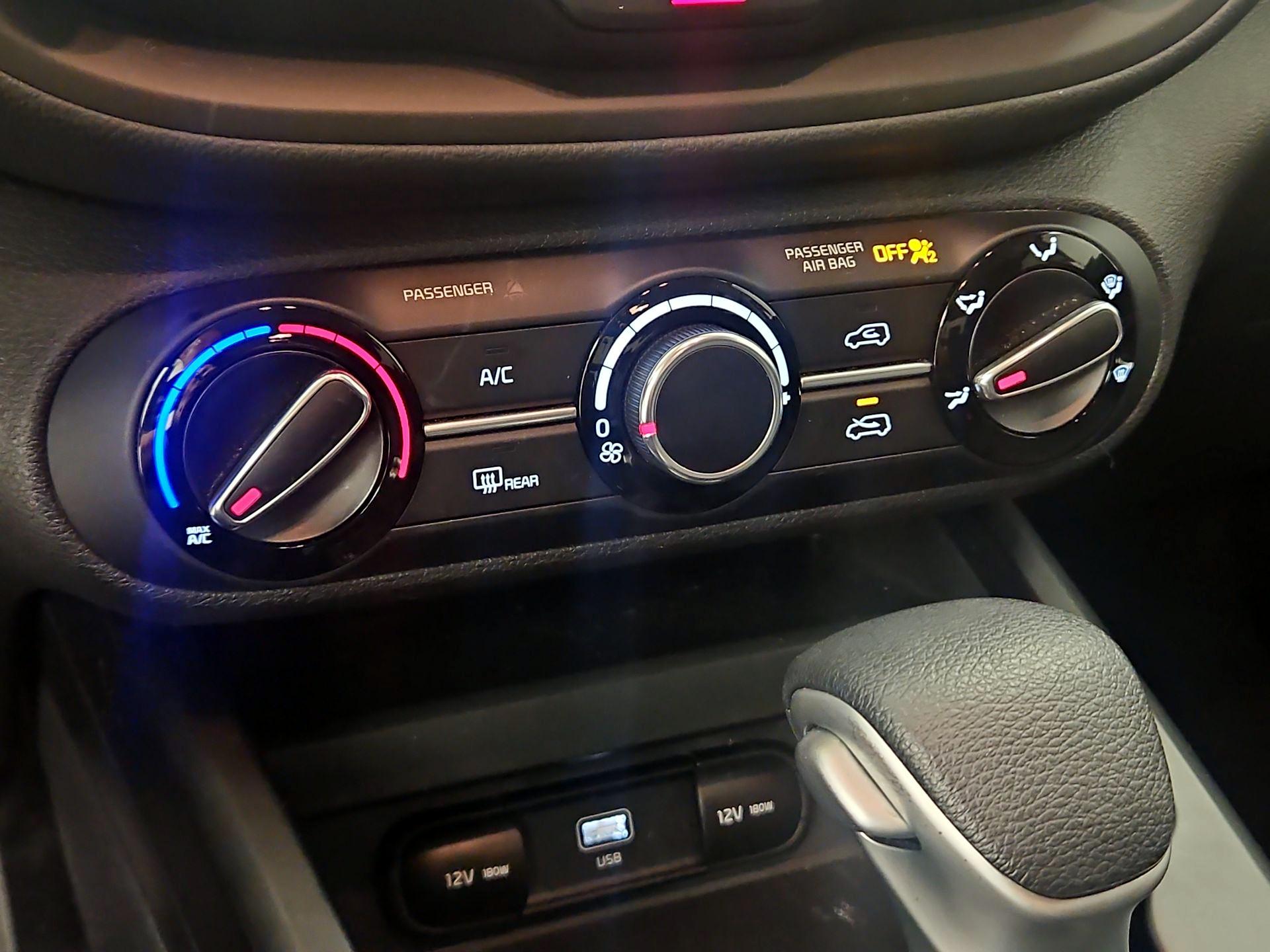 Thumbnail: 2023 Kia Soul - 16