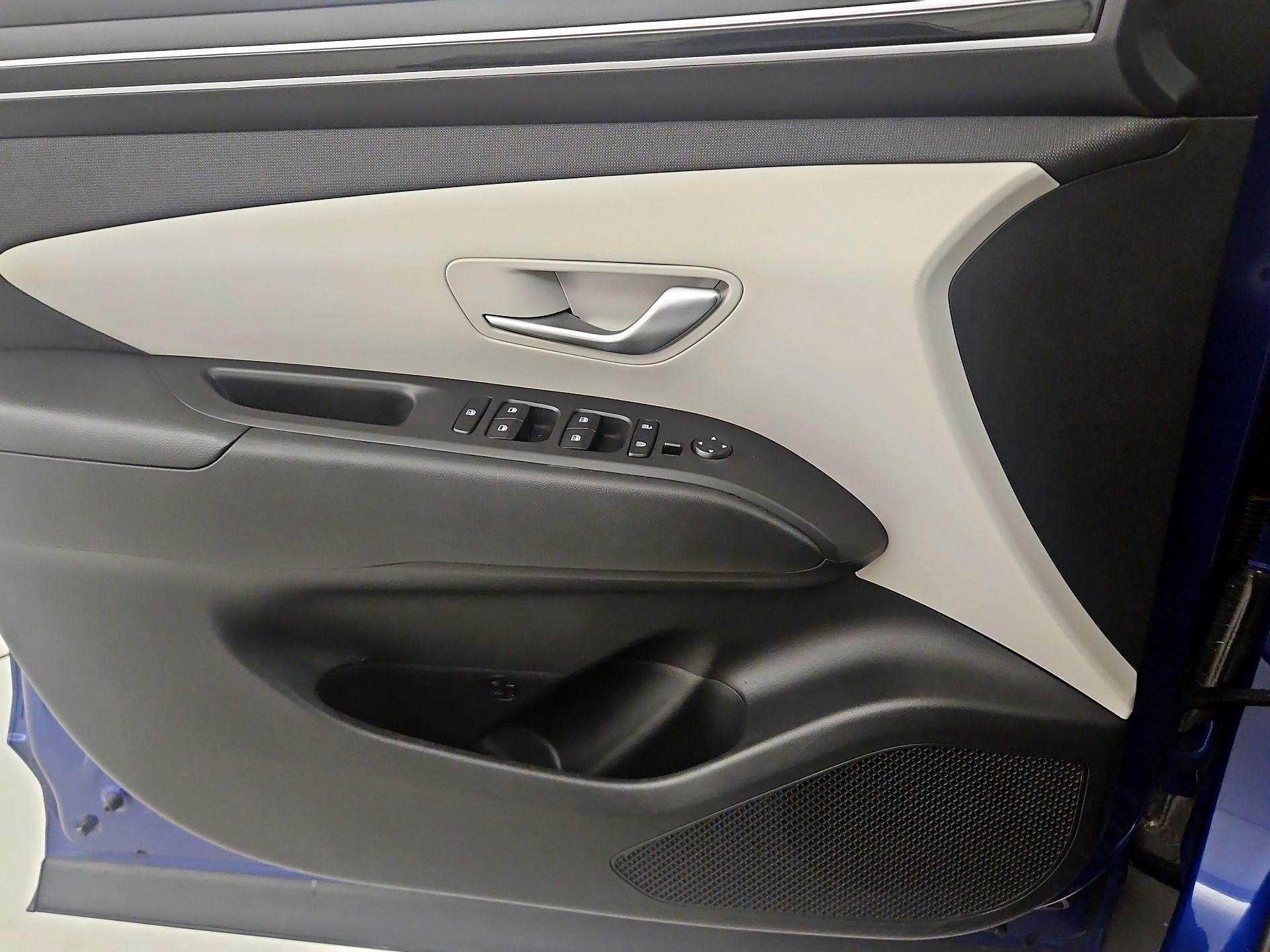 Thumbnail: 2023 Hyundai Tucson - 12