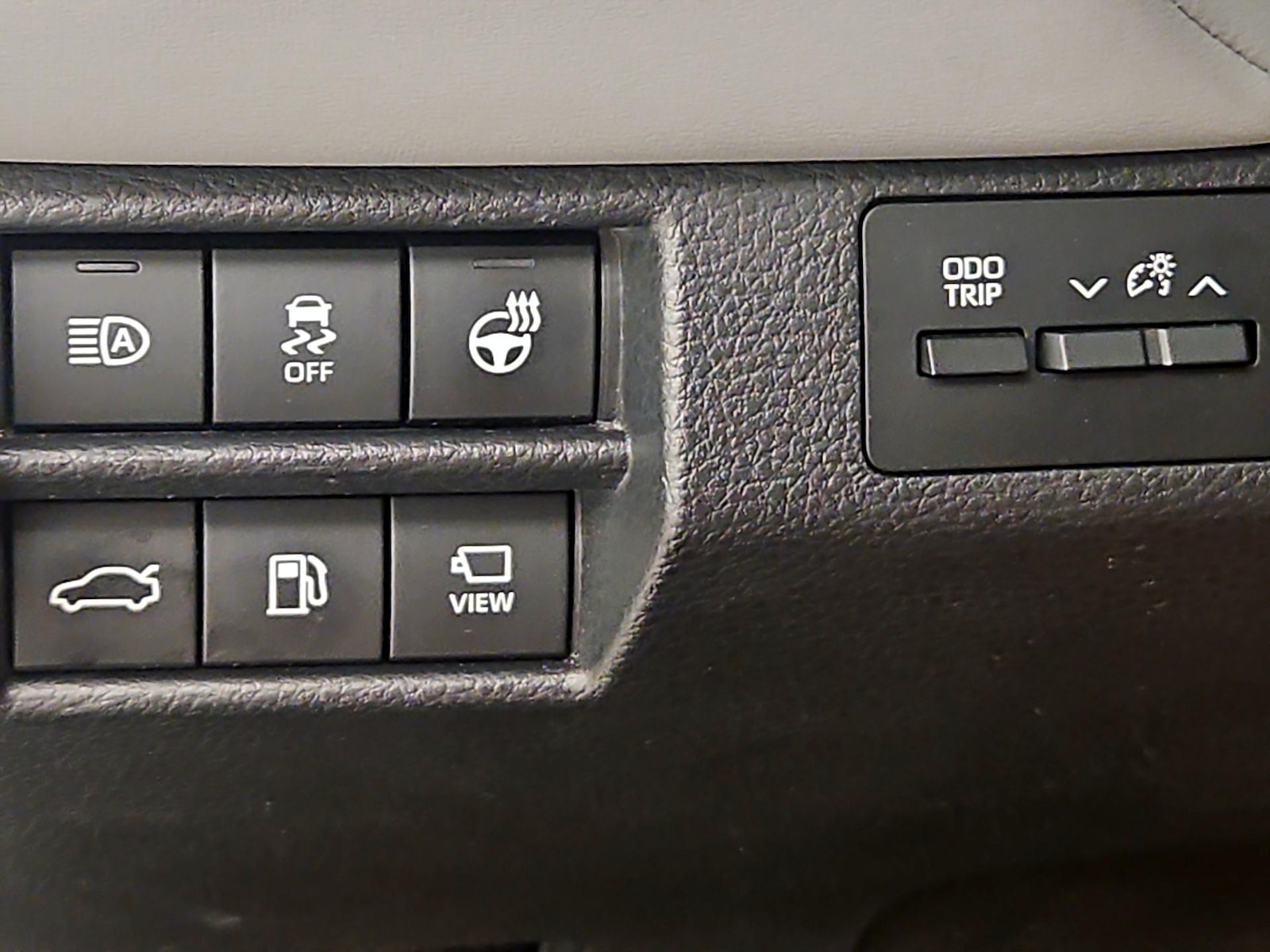 2019 Toyota Avalon Limited - Photo 14