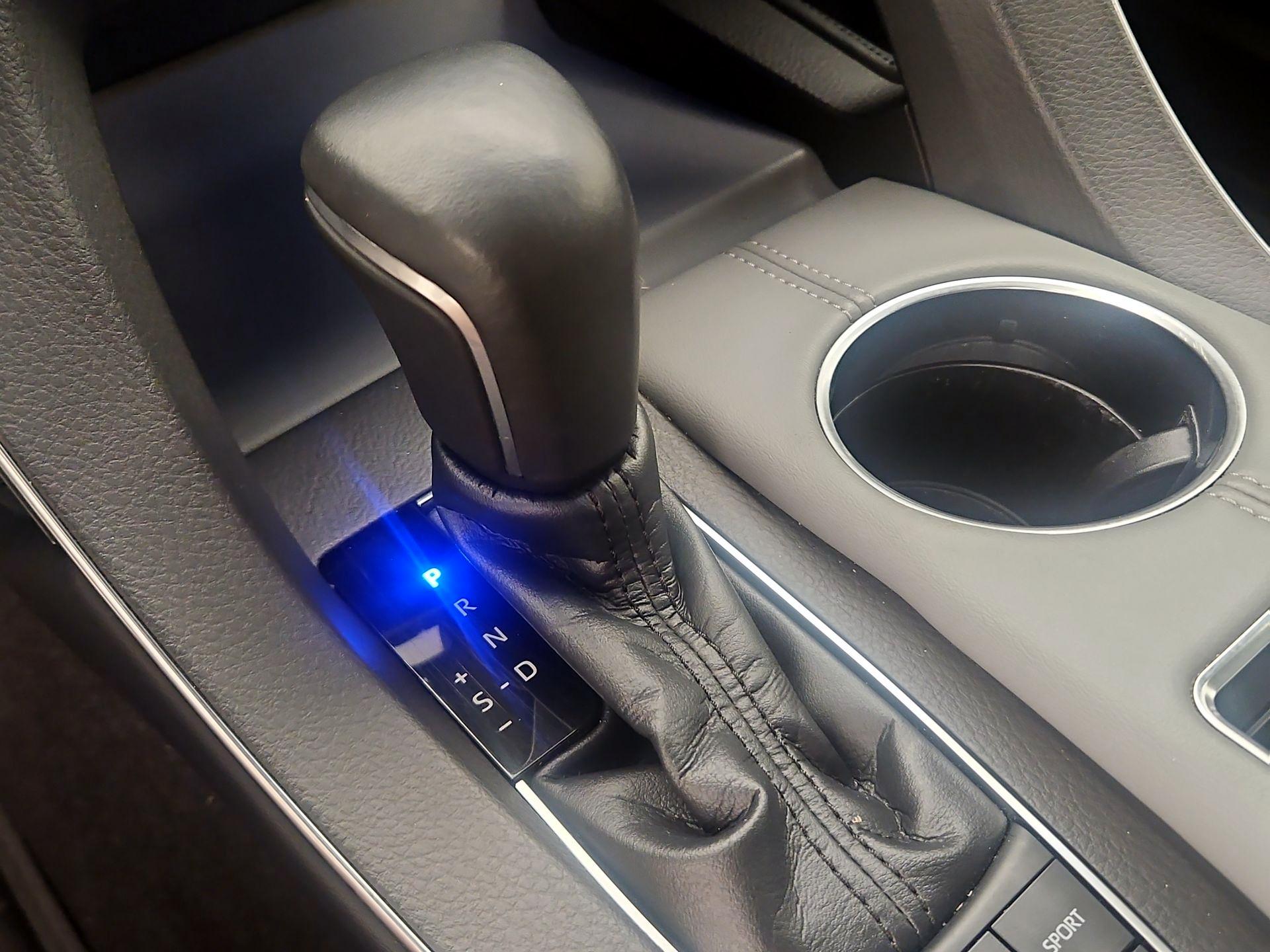 Thumbnail: 2019 Toyota Avalon - 18