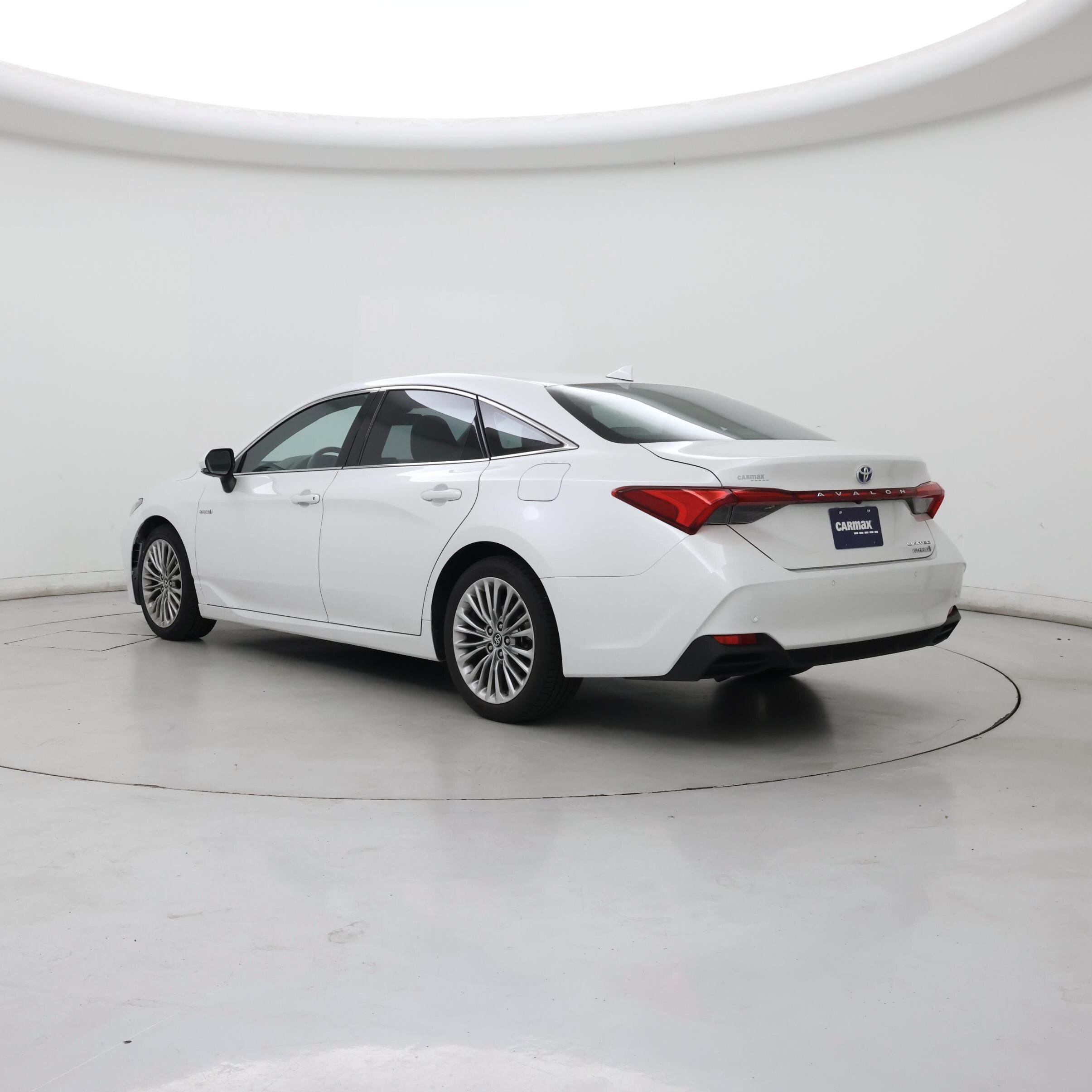 Thumbnail: 2019 Toyota Avalon - 2