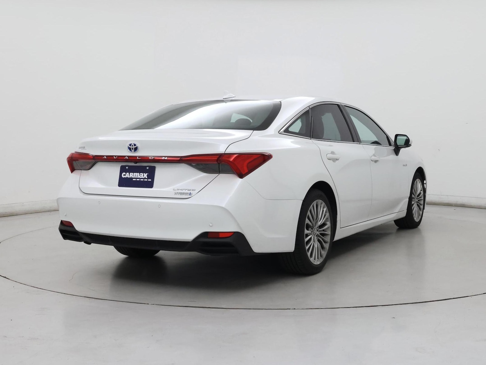 2019 Toyota Avalon Limited - Photo 9