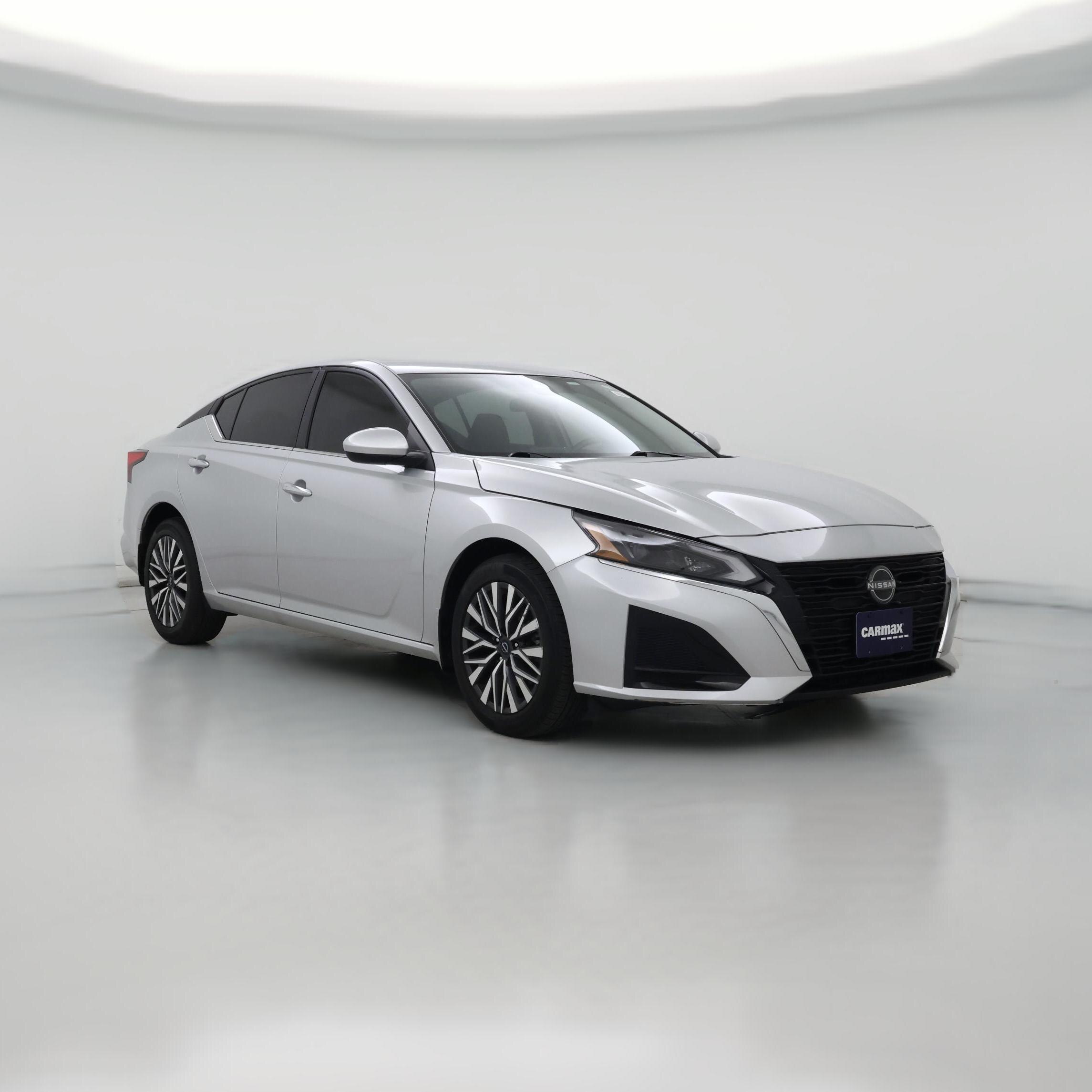 Thumbnail: 2023 Nissan Altima - 1