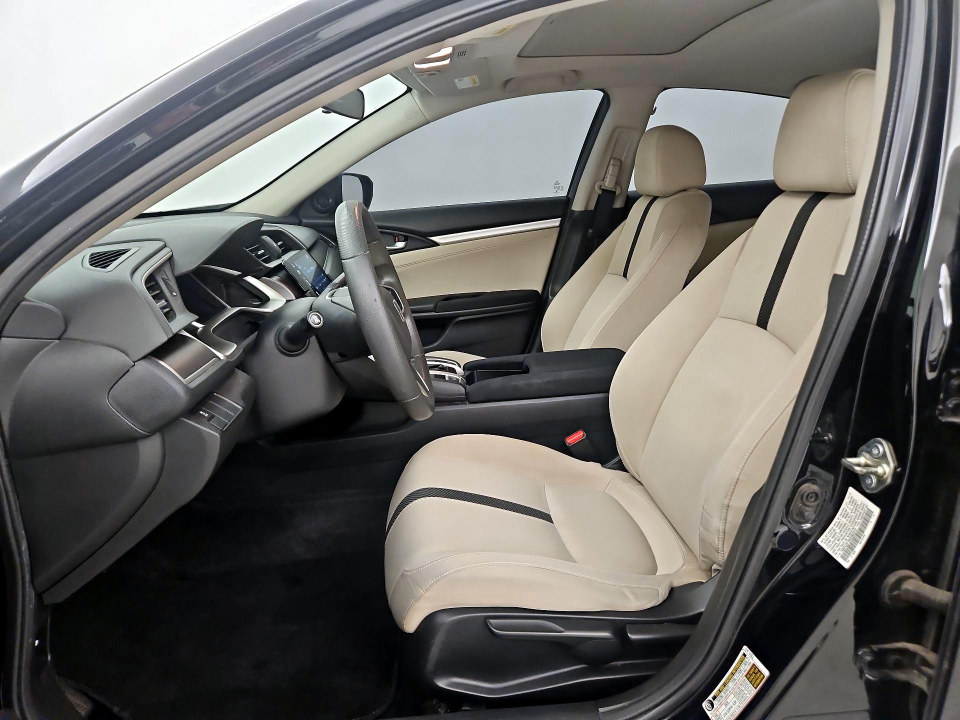 Thumbnail: 2016 Honda Civic - 11