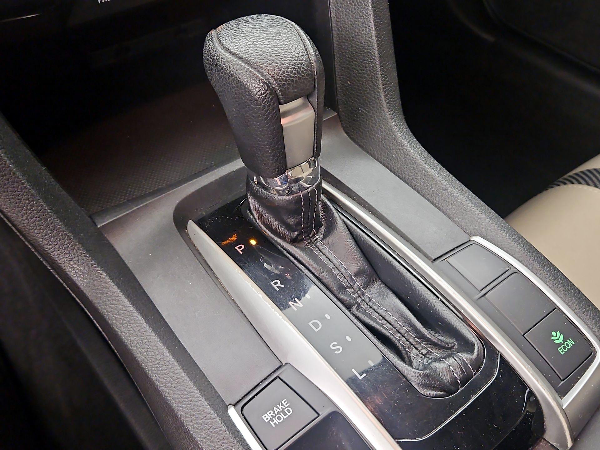 Thumbnail: 2016 Honda Civic - 17