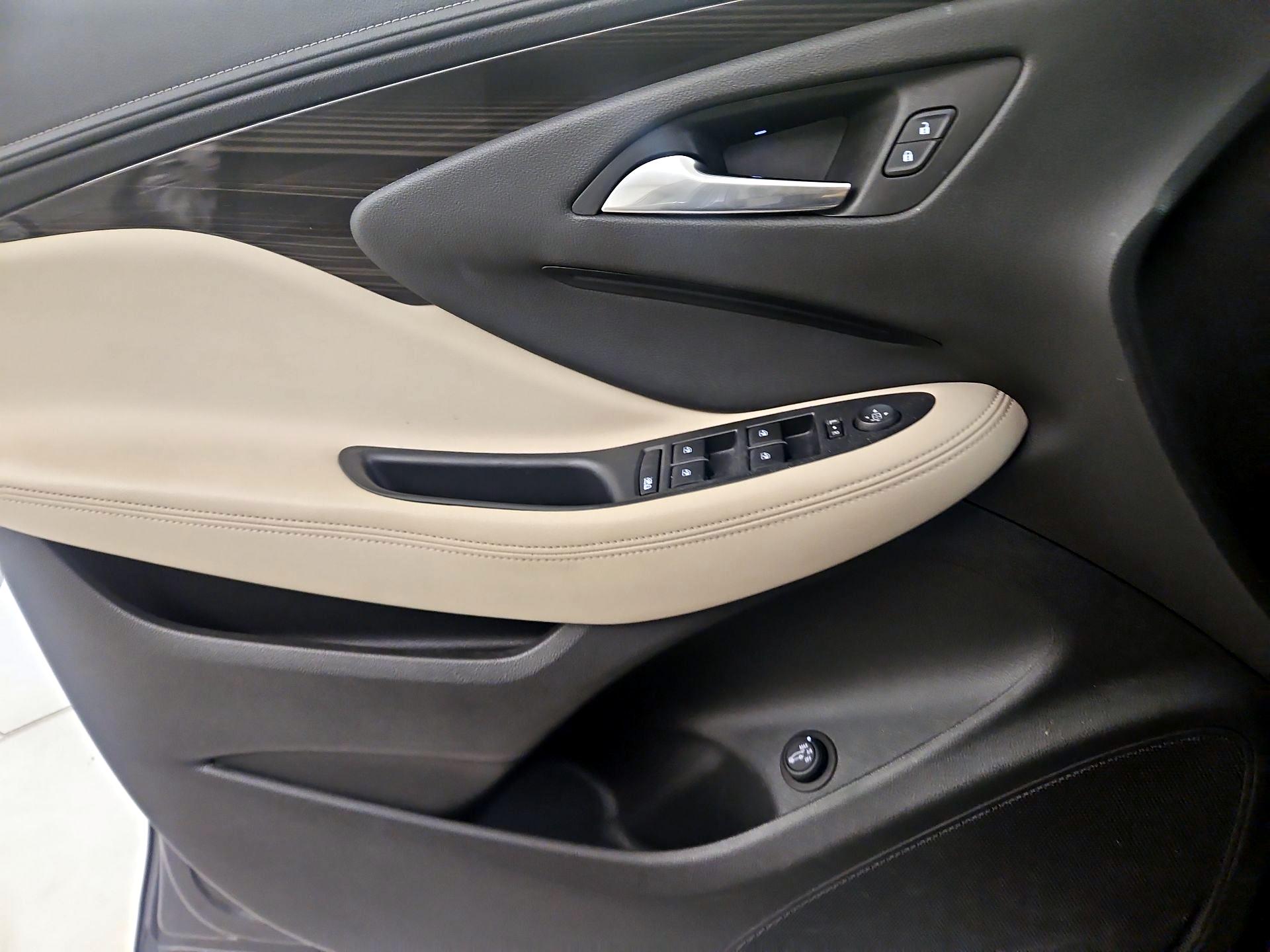 Thumbnail: 2020 Buick Envision - 12