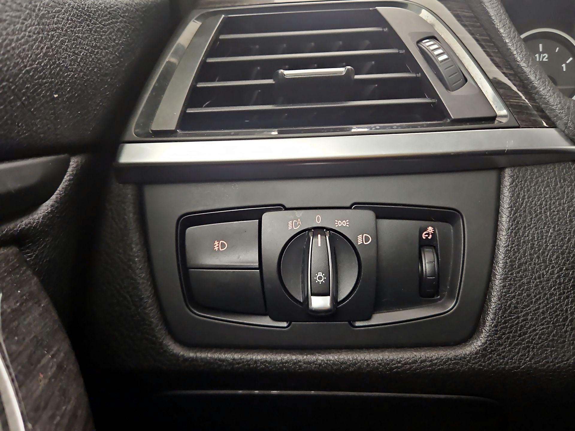 Thumbnail: 2015 BMW 4 Series - 13