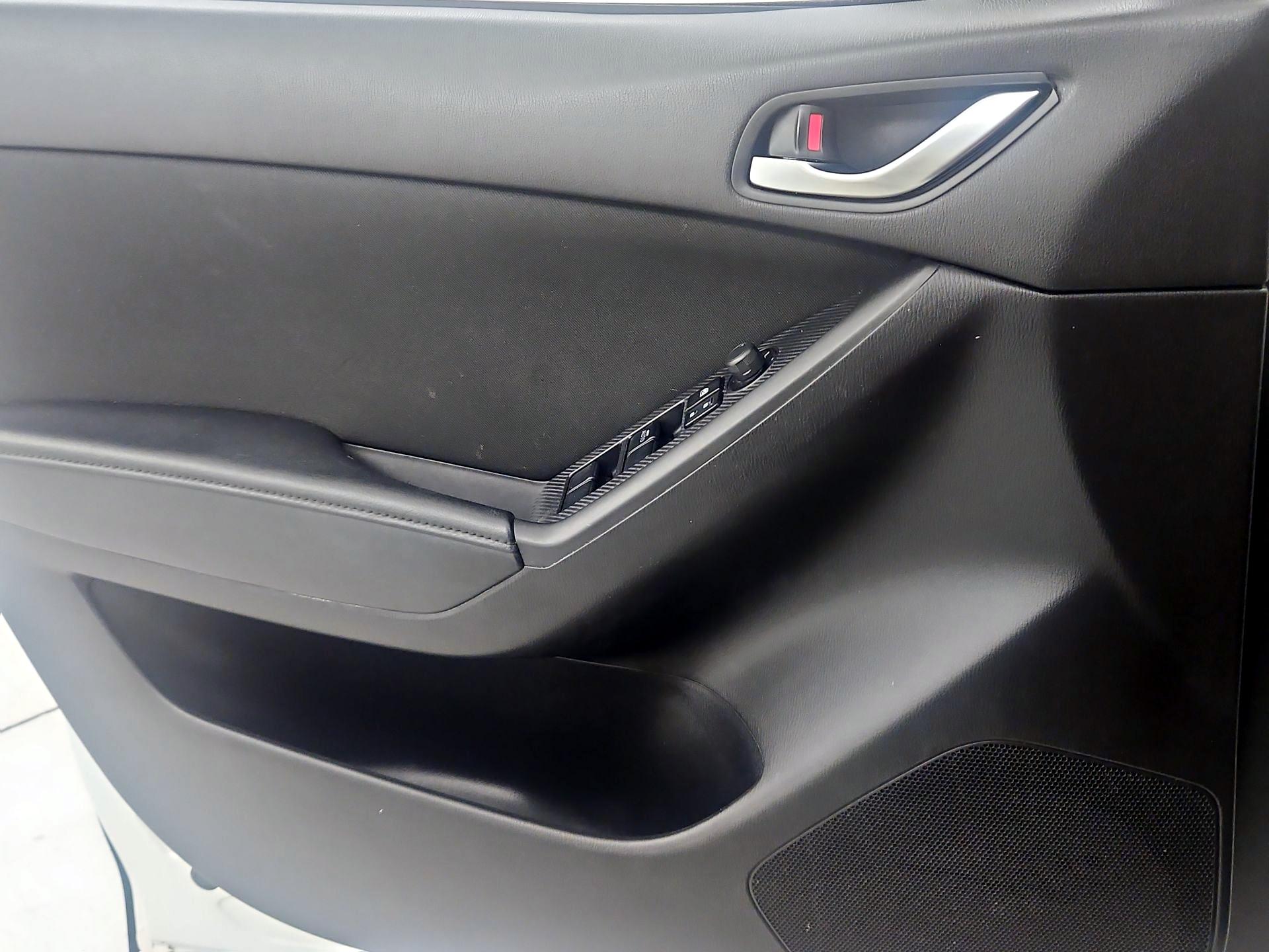 Thumbnail: 2016 Mazda CX-5 - 12