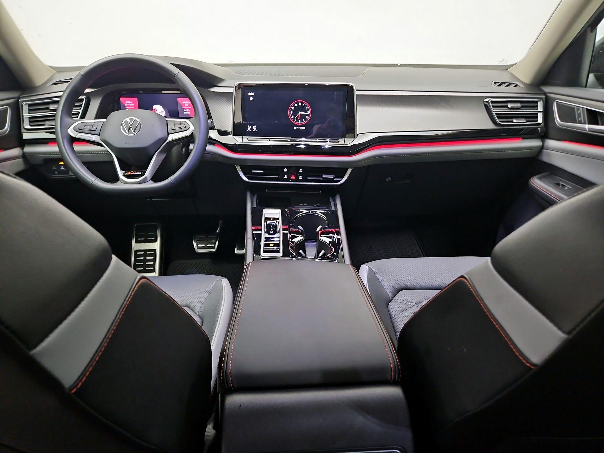 Thumbnail: 2024 Volkswagen Atlas - 9