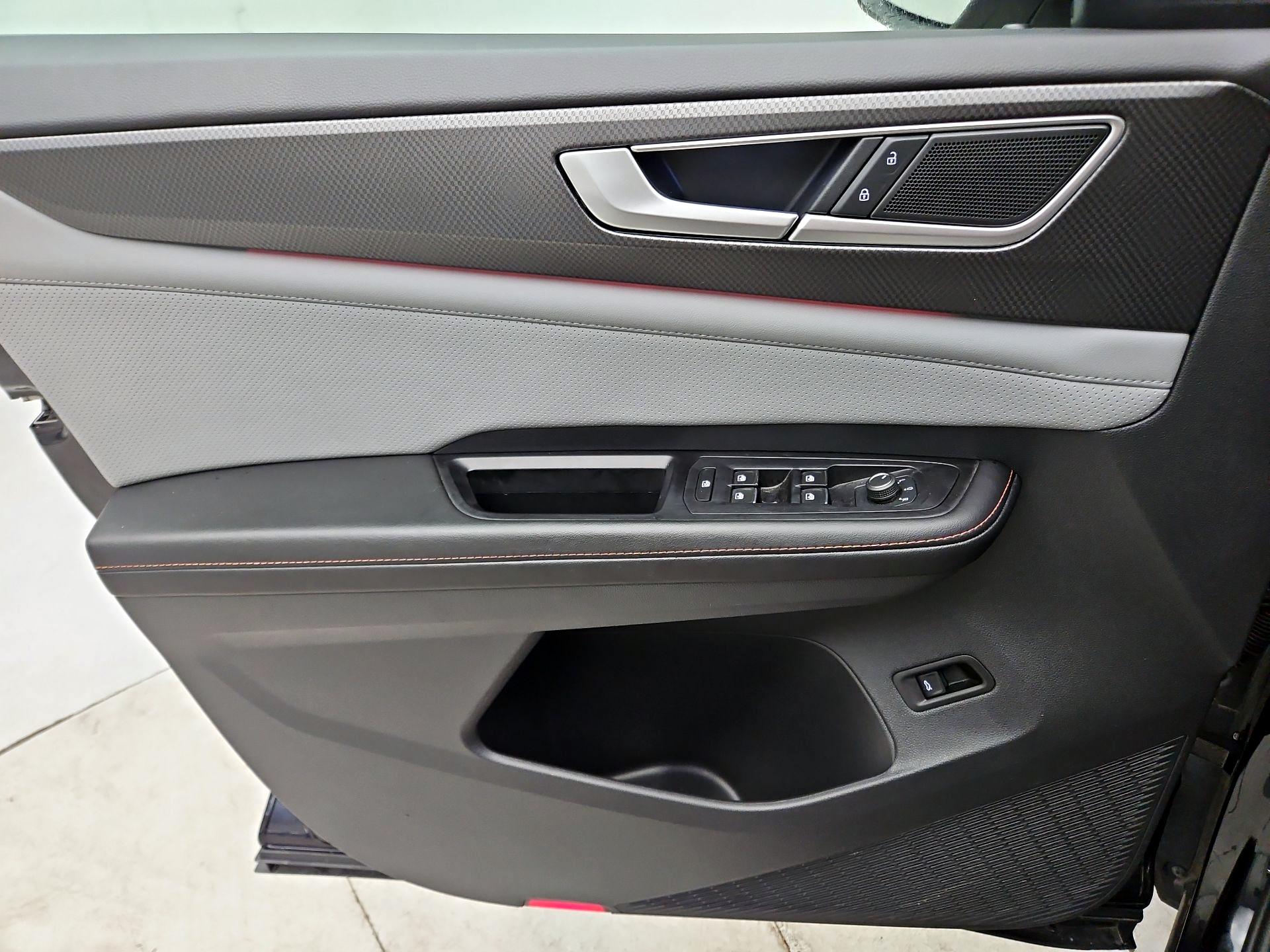 Thumbnail: 2024 Volkswagen Atlas - 12