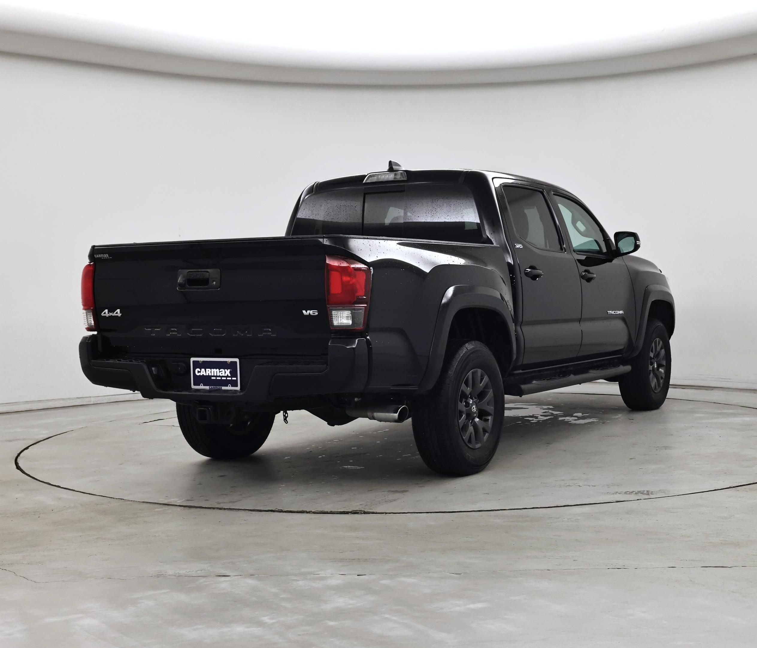 Thumbnail: 2023 Toyota Tacoma - 8