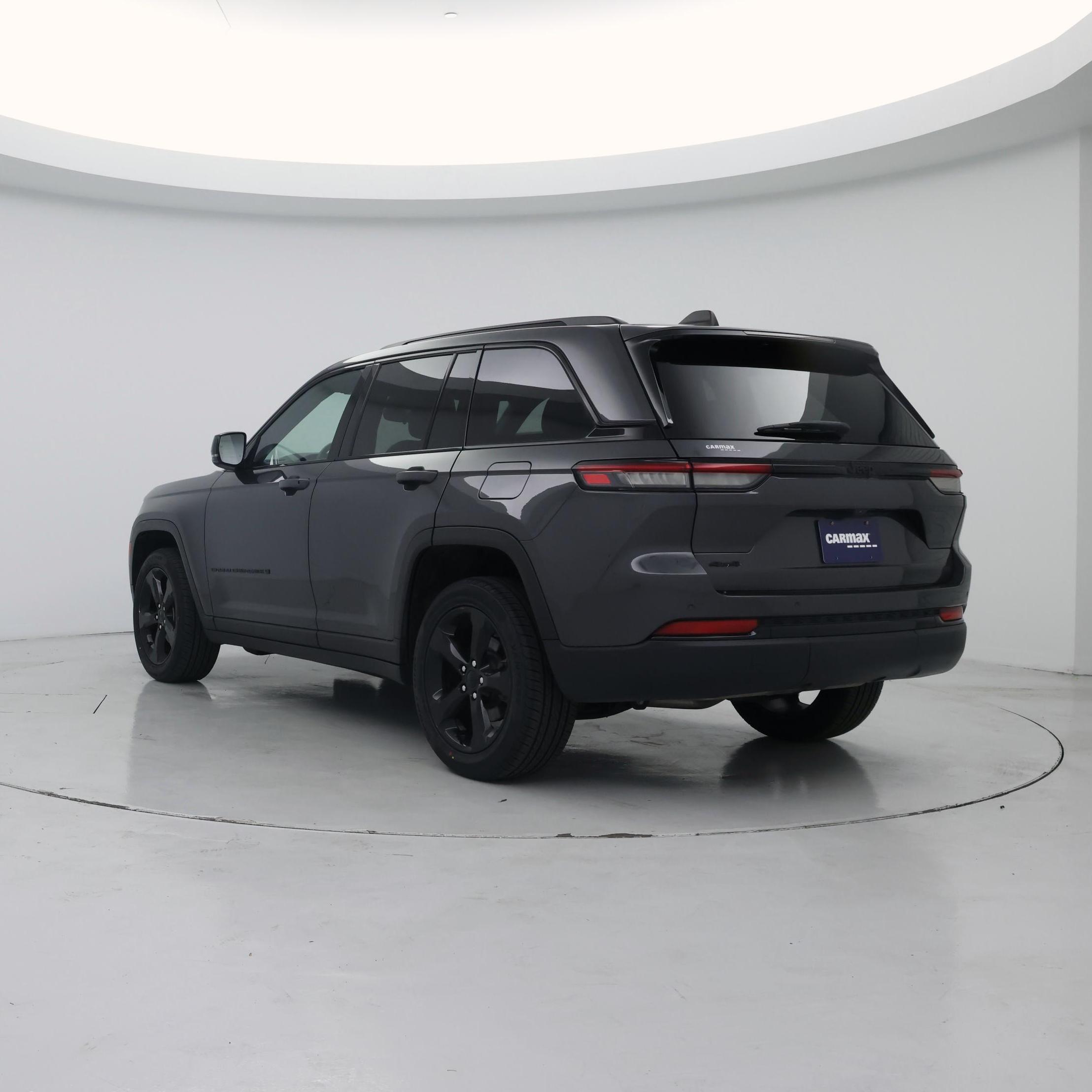 Thumbnail: 2023 Jeep Grand Cherokee - 2