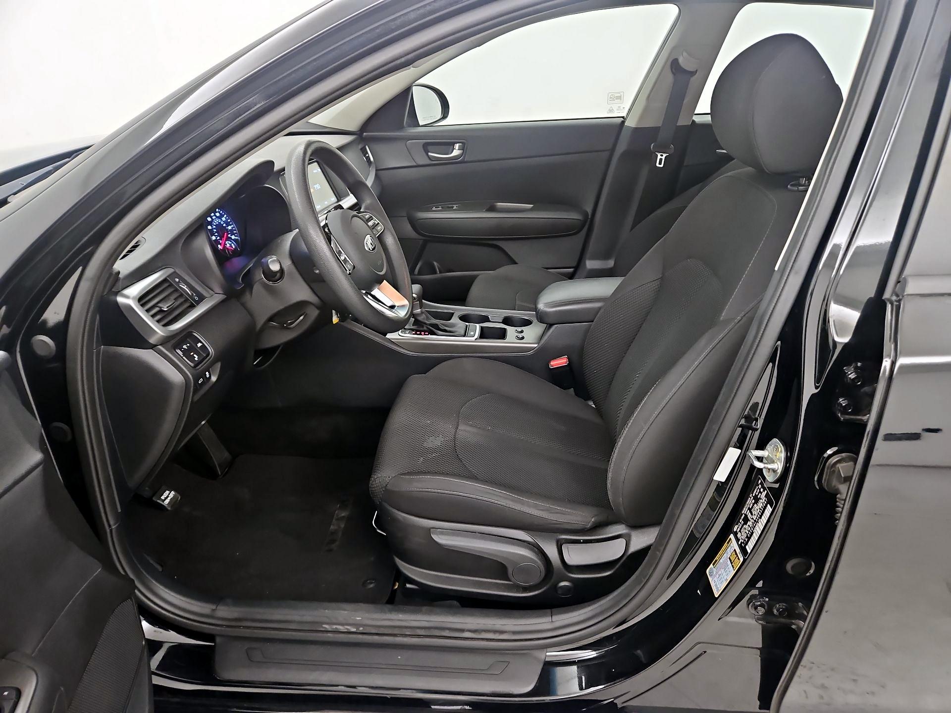 Thumbnail: 2019 Kia Optima - 11