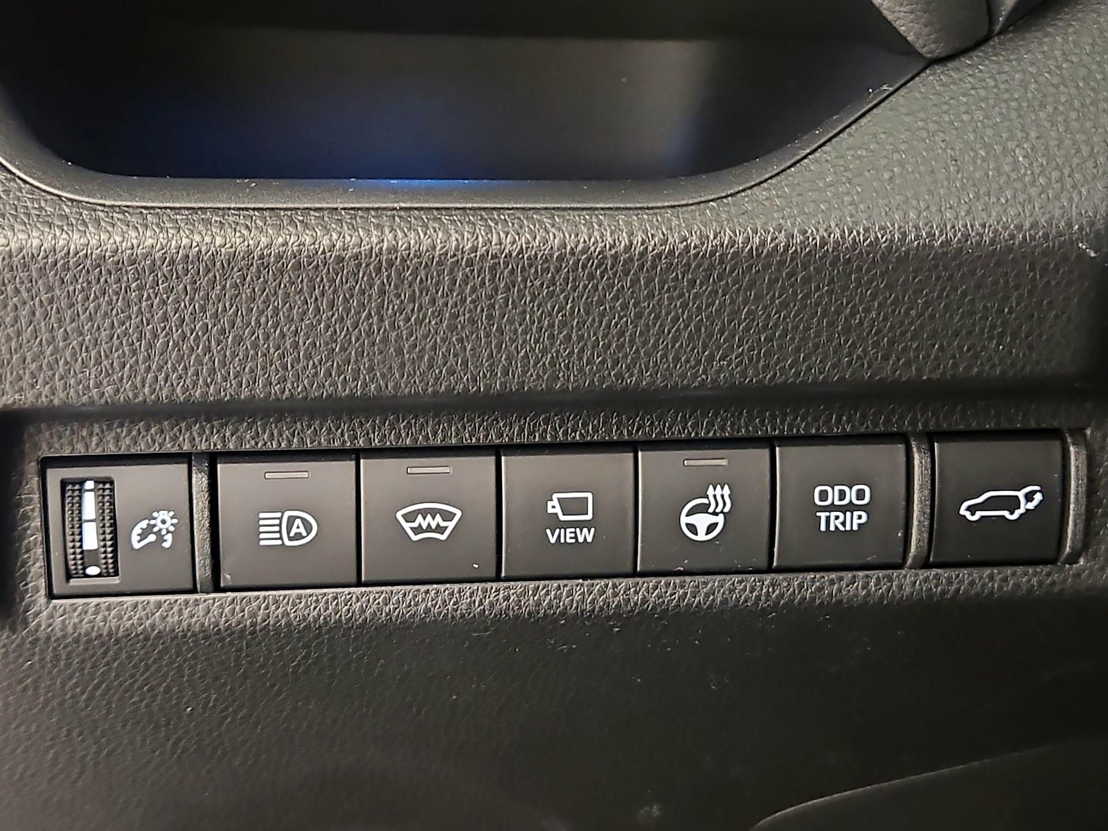 2024 Toyota RAV4 XSE - Photo 14