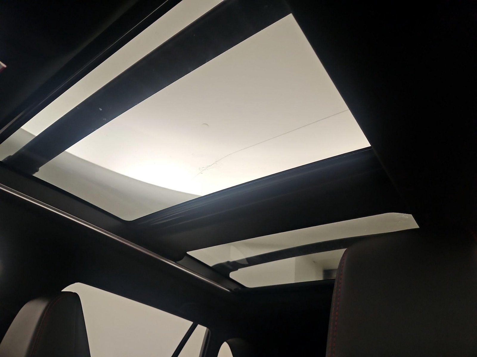 2024 Toyota RAV4 XSE - Photo 20